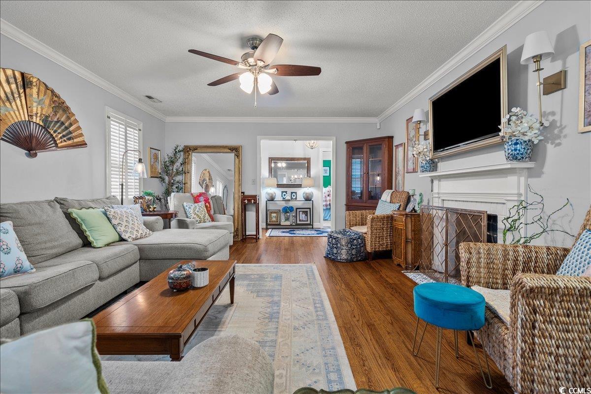 917 N Main St. Property Photo 29