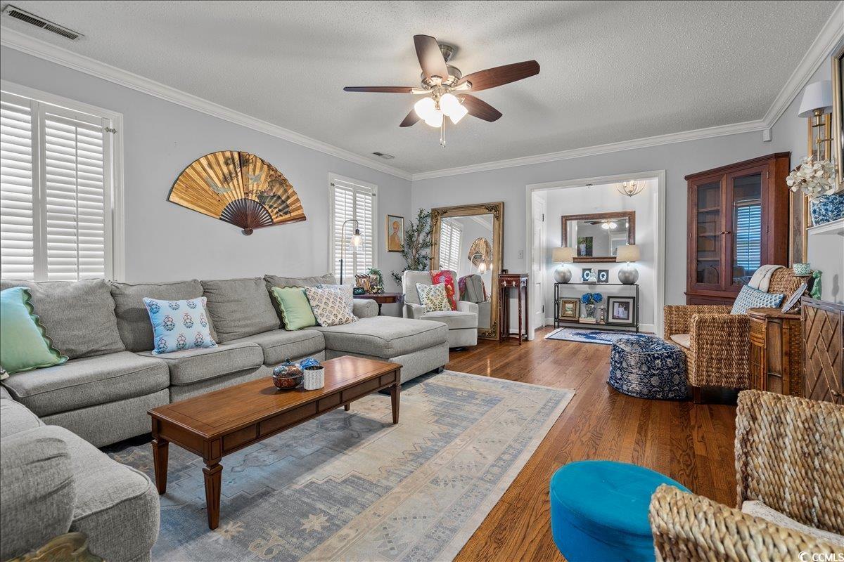 917 N Main St. Property Photo 30