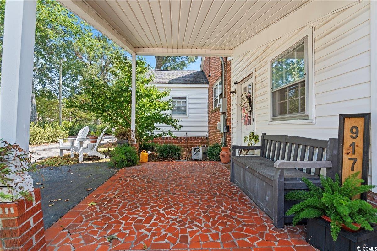 917 N Main St. Property Photo 37