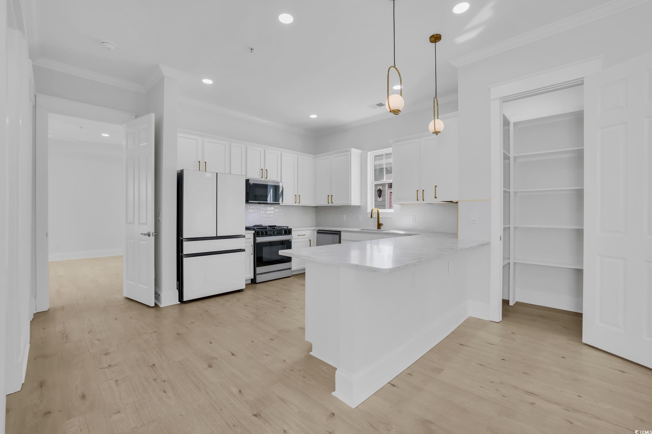 3385 Pampas Dr. Property Photo 14