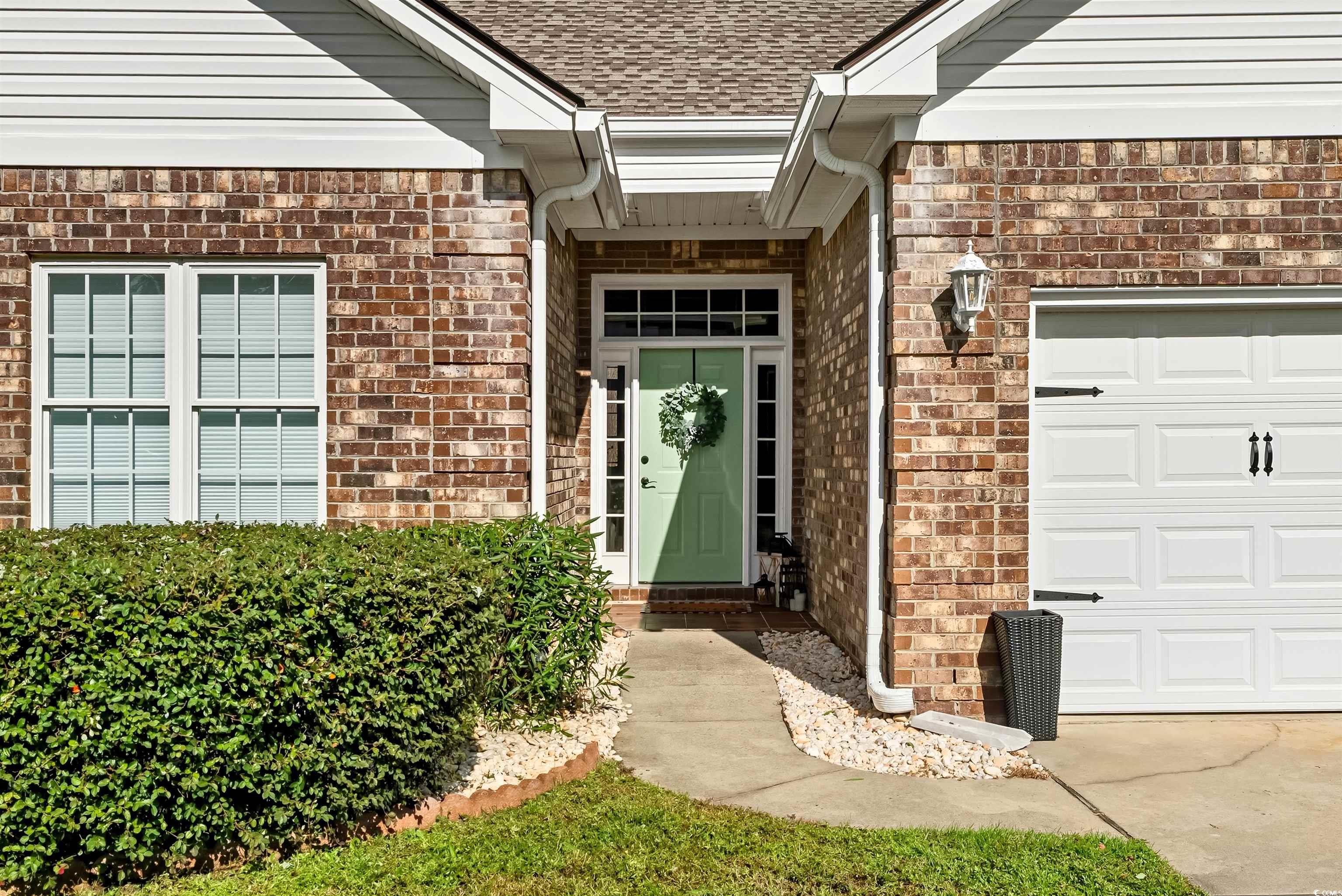 1442 Fox Hollow Way Property Photo 3