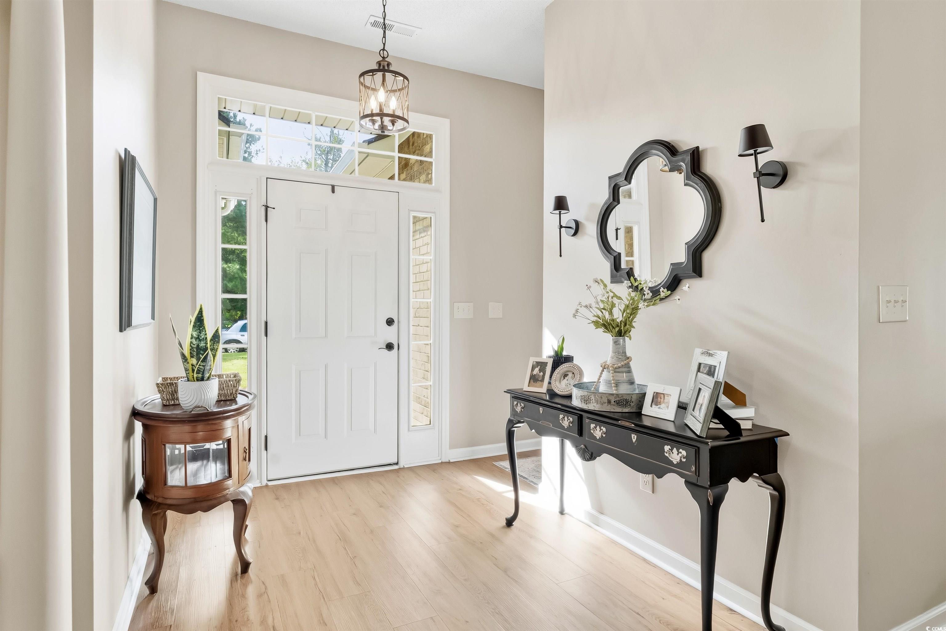 1442 Fox Hollow Way Property Photo 4