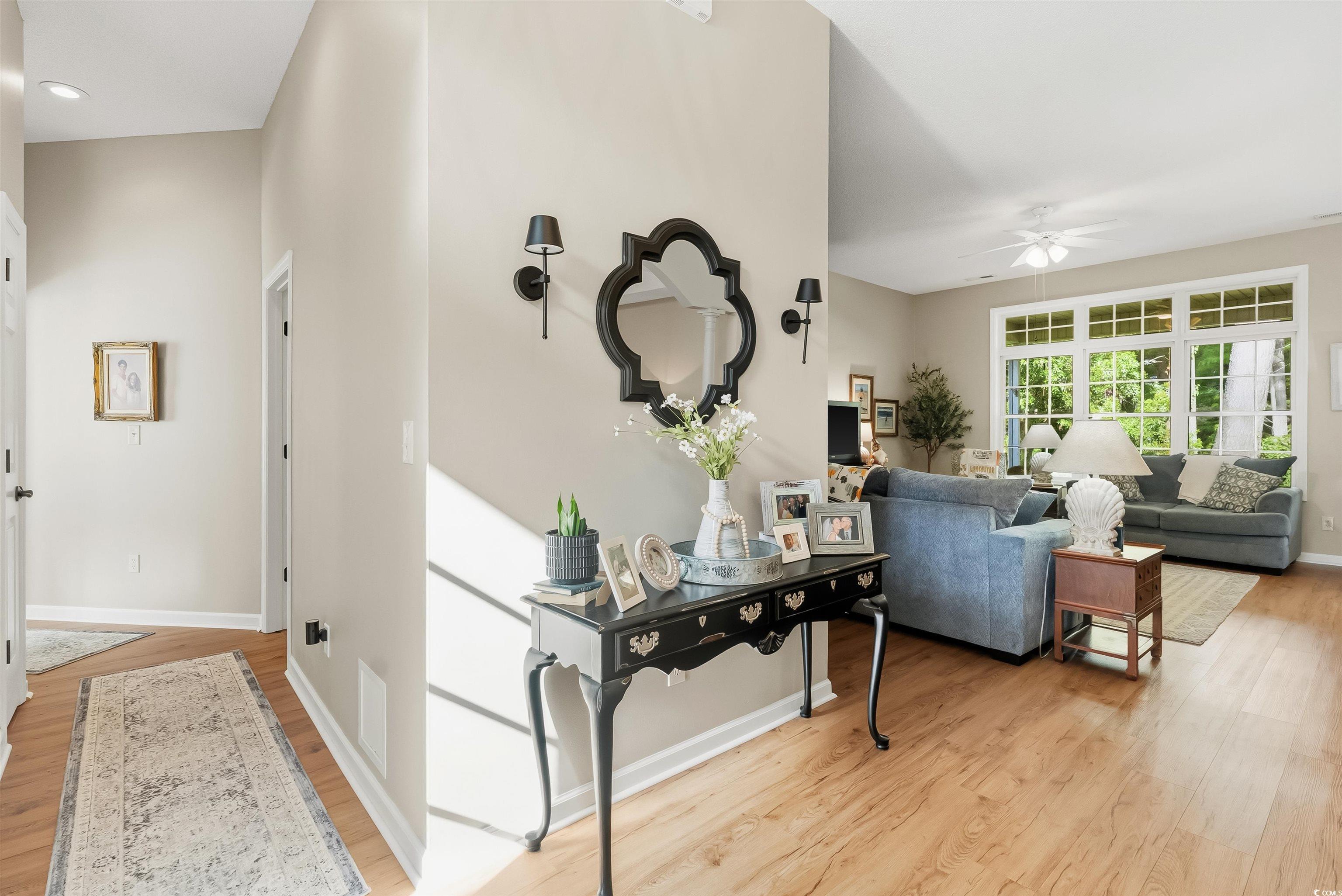 1442 Fox Hollow Way Property Photo 5