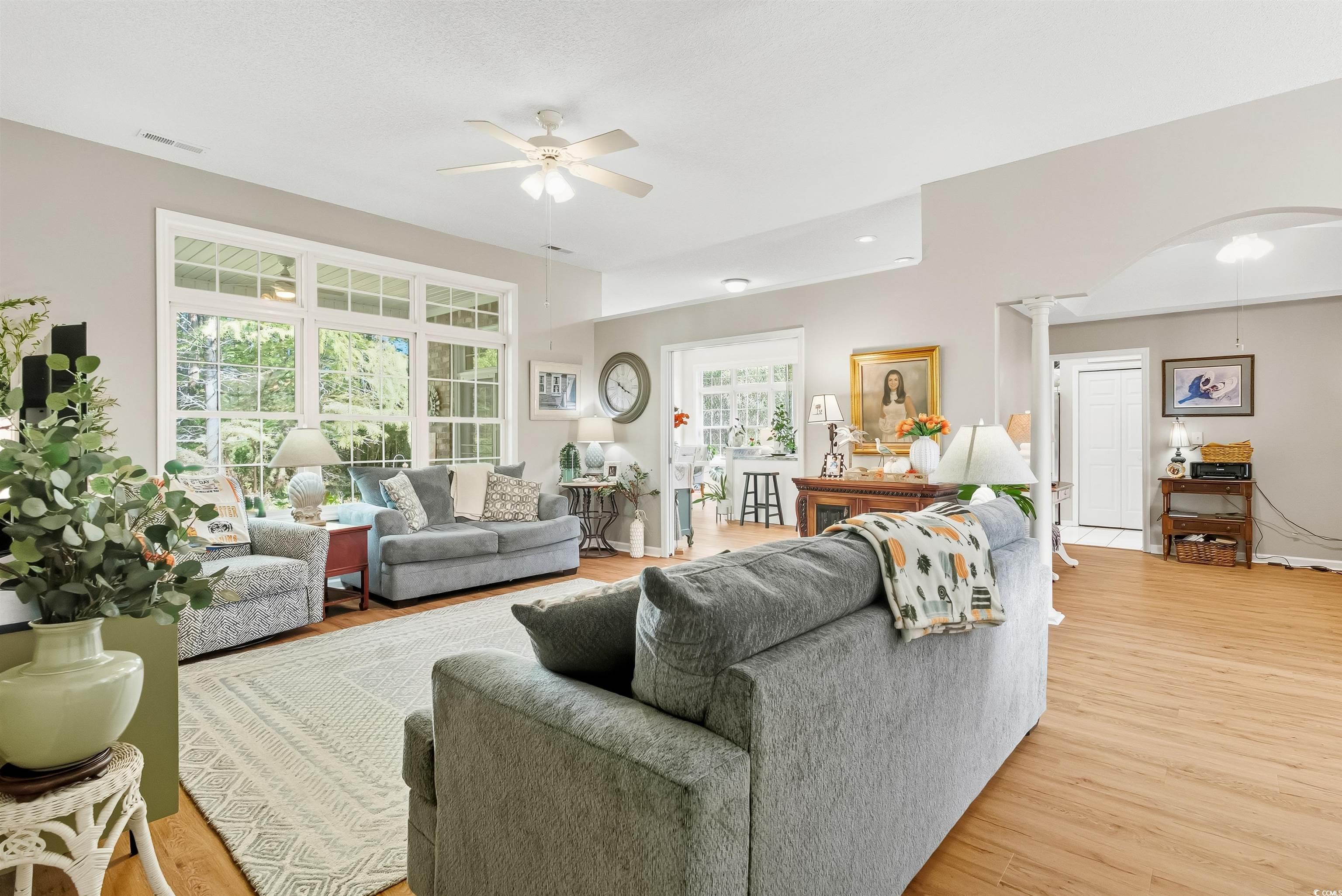 1442 Fox Hollow Way Property Photo 8