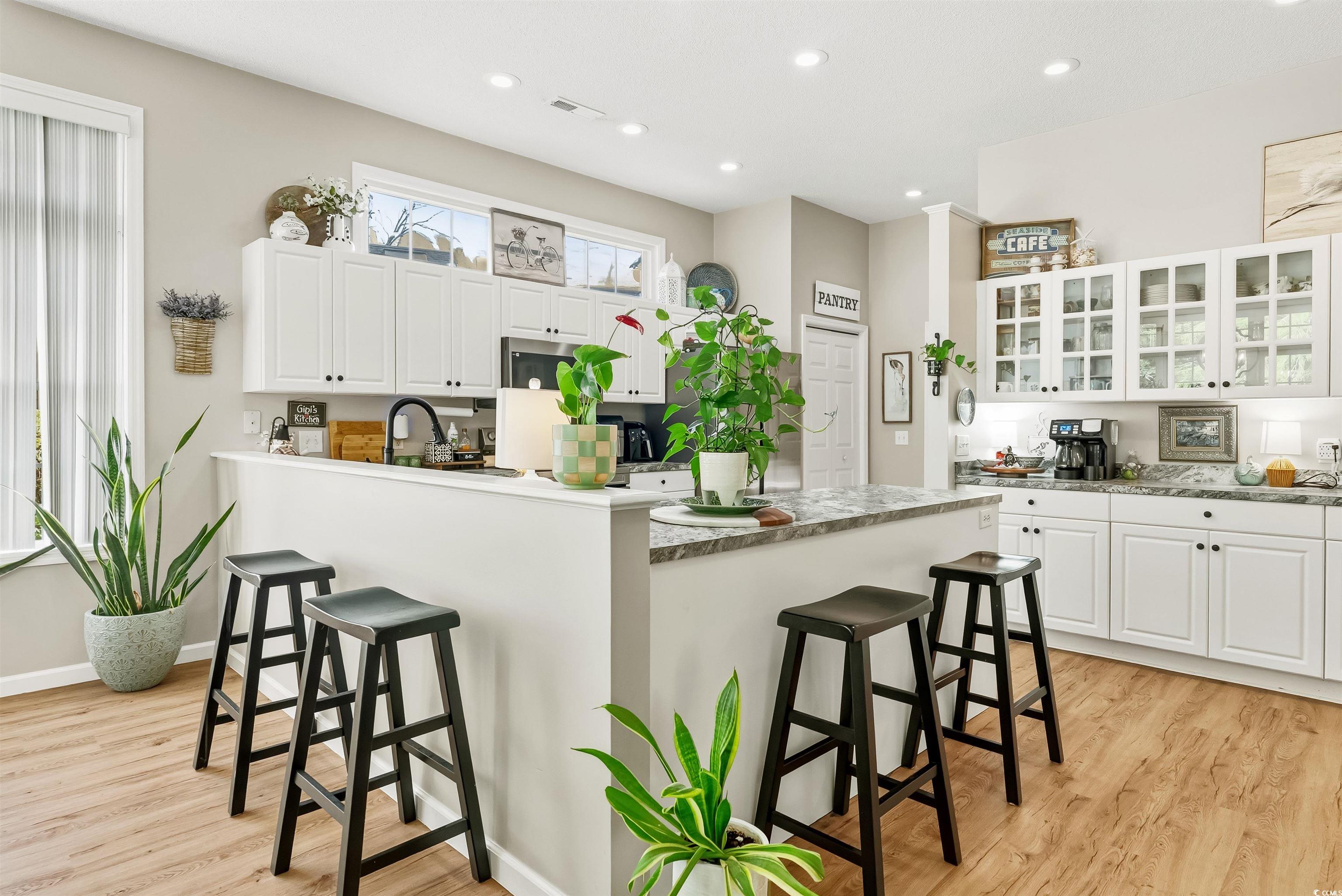 1442 Fox Hollow Way Property Photo 13