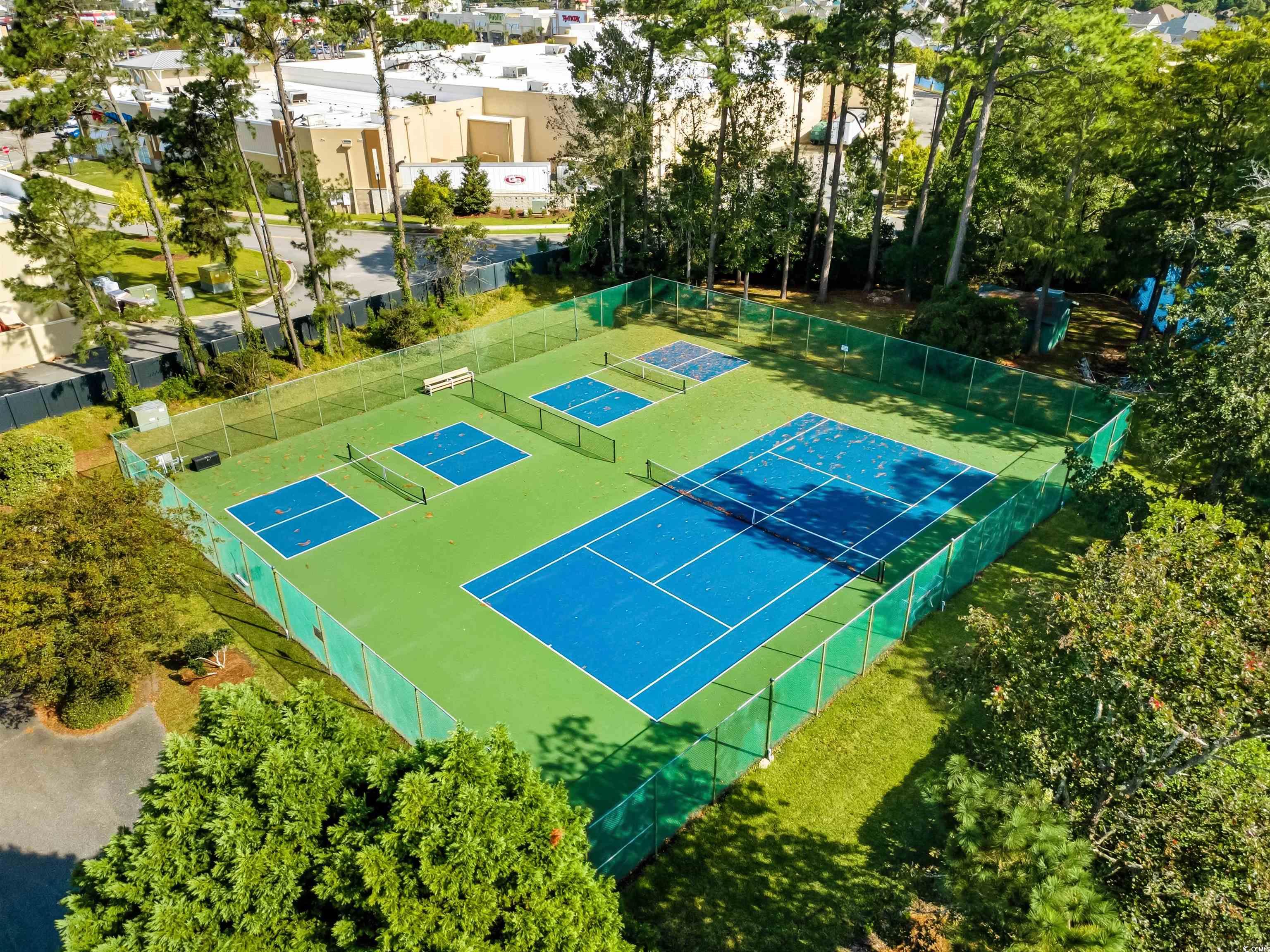 1442 Fox Hollow Way Property Photo 39