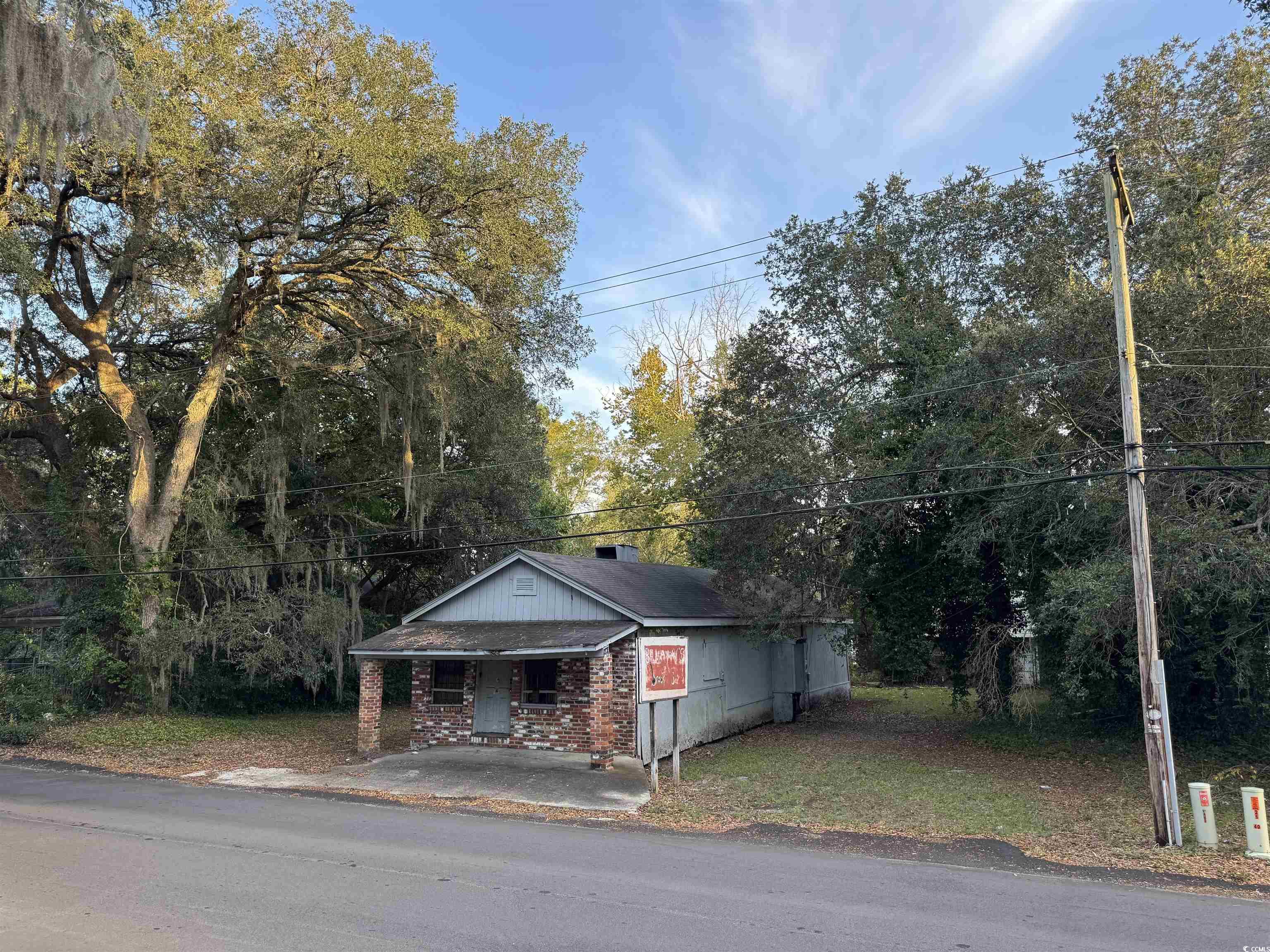 1717 Racepath Ave. Property Photo 1