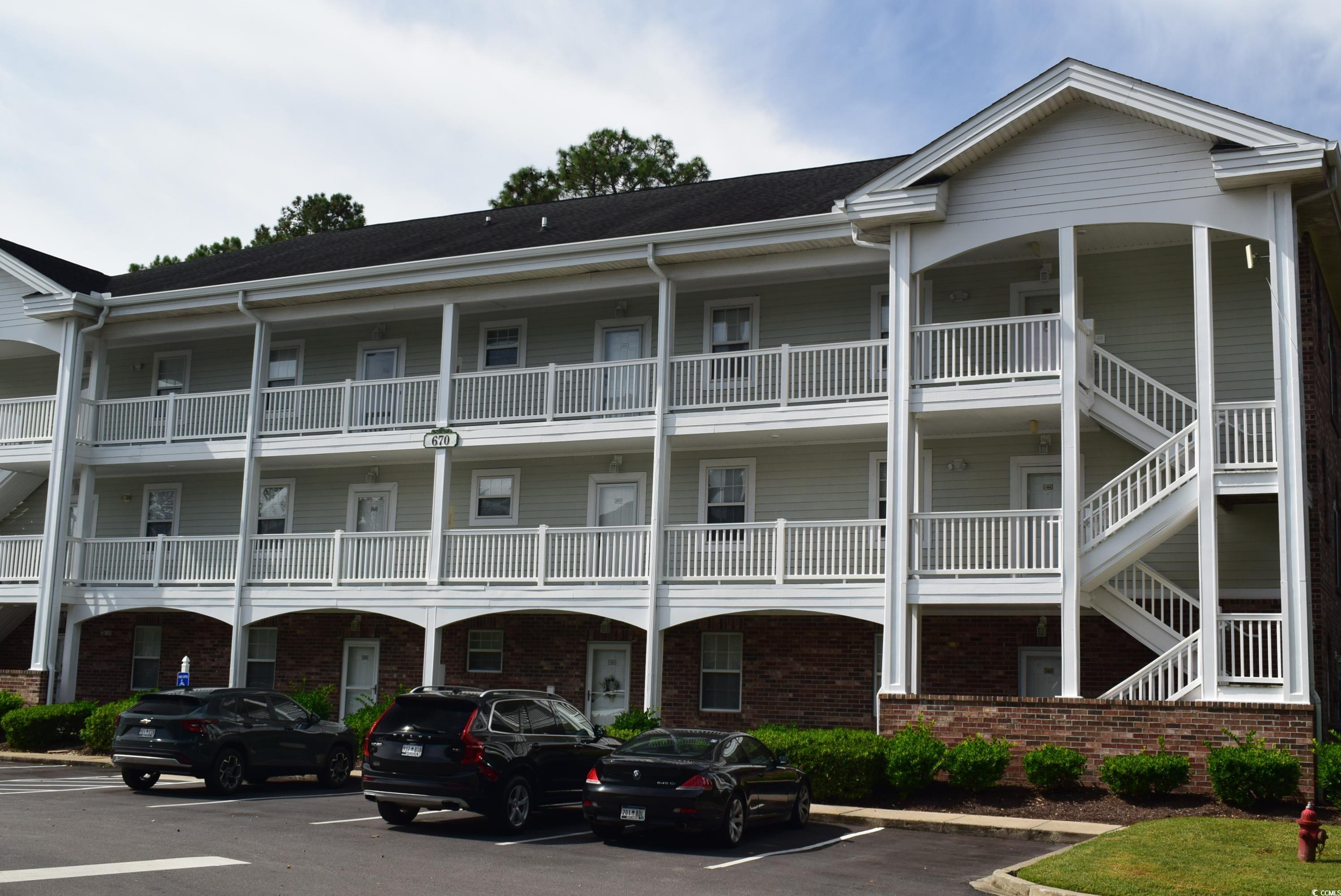 670 Riverwalk Dr.
