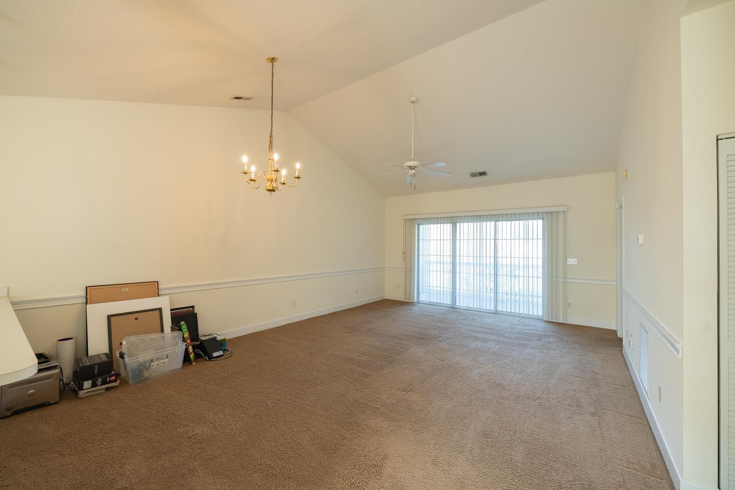 670 Riverwalk Dr. Property Photo 11