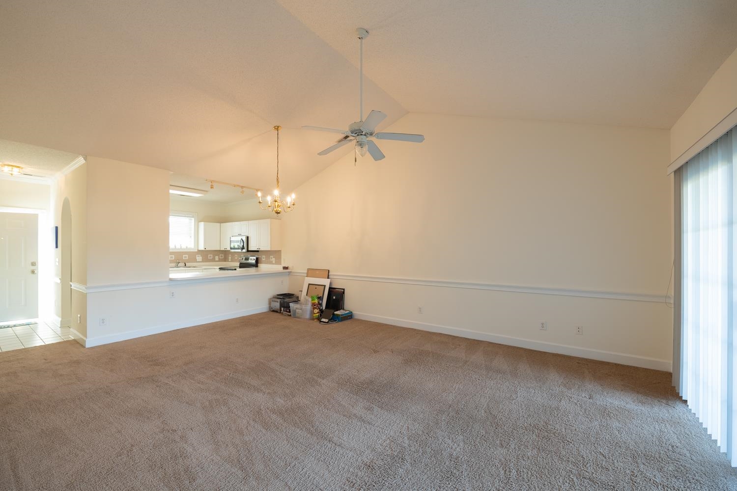 670 Riverwalk Dr. Property Photo 12
