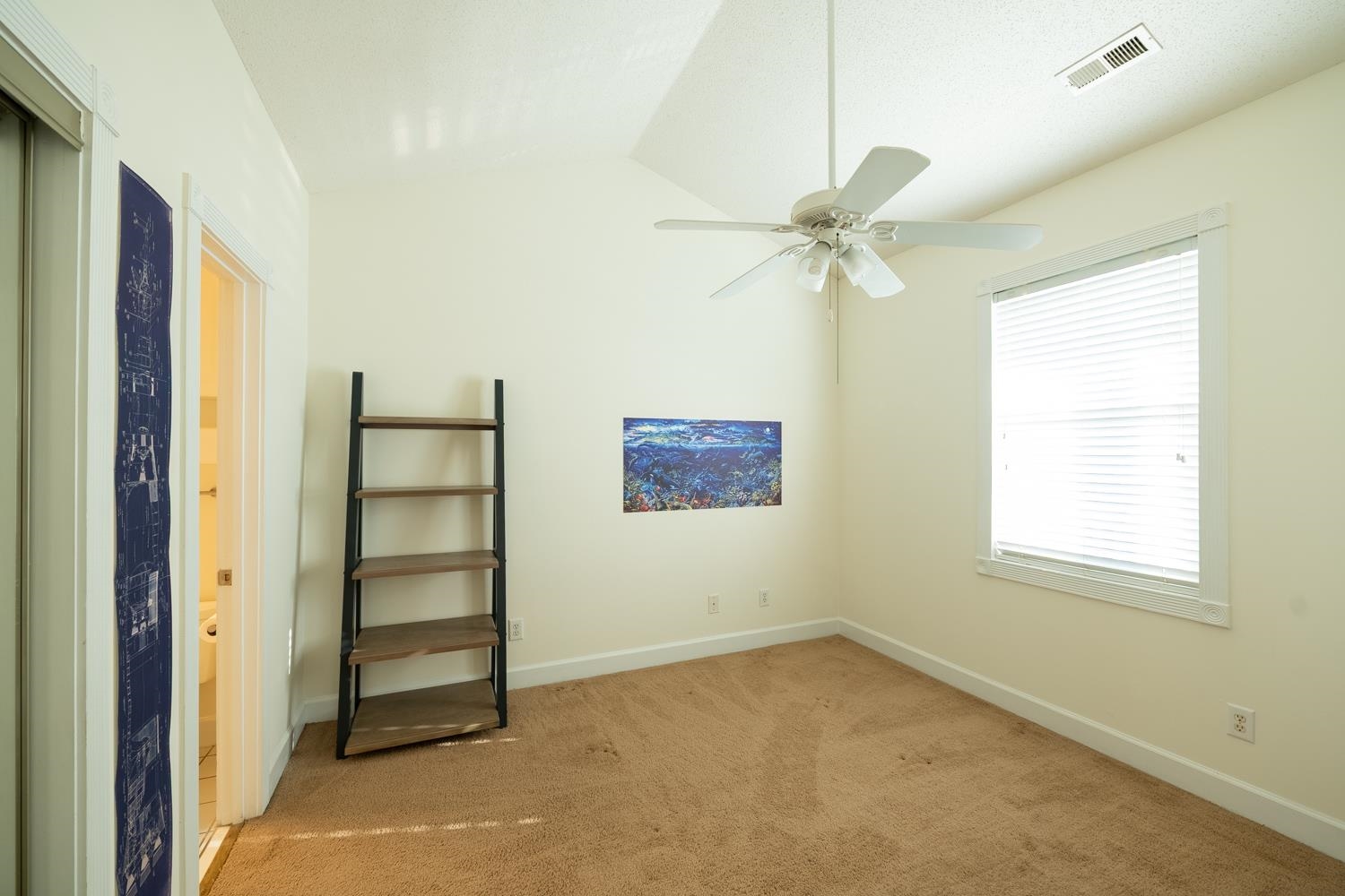 670 Riverwalk Dr. Property Photo 17