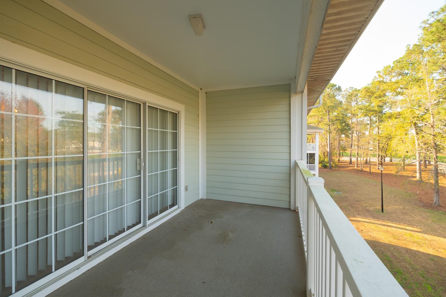 670 Riverwalk Dr. Property Photo 19
