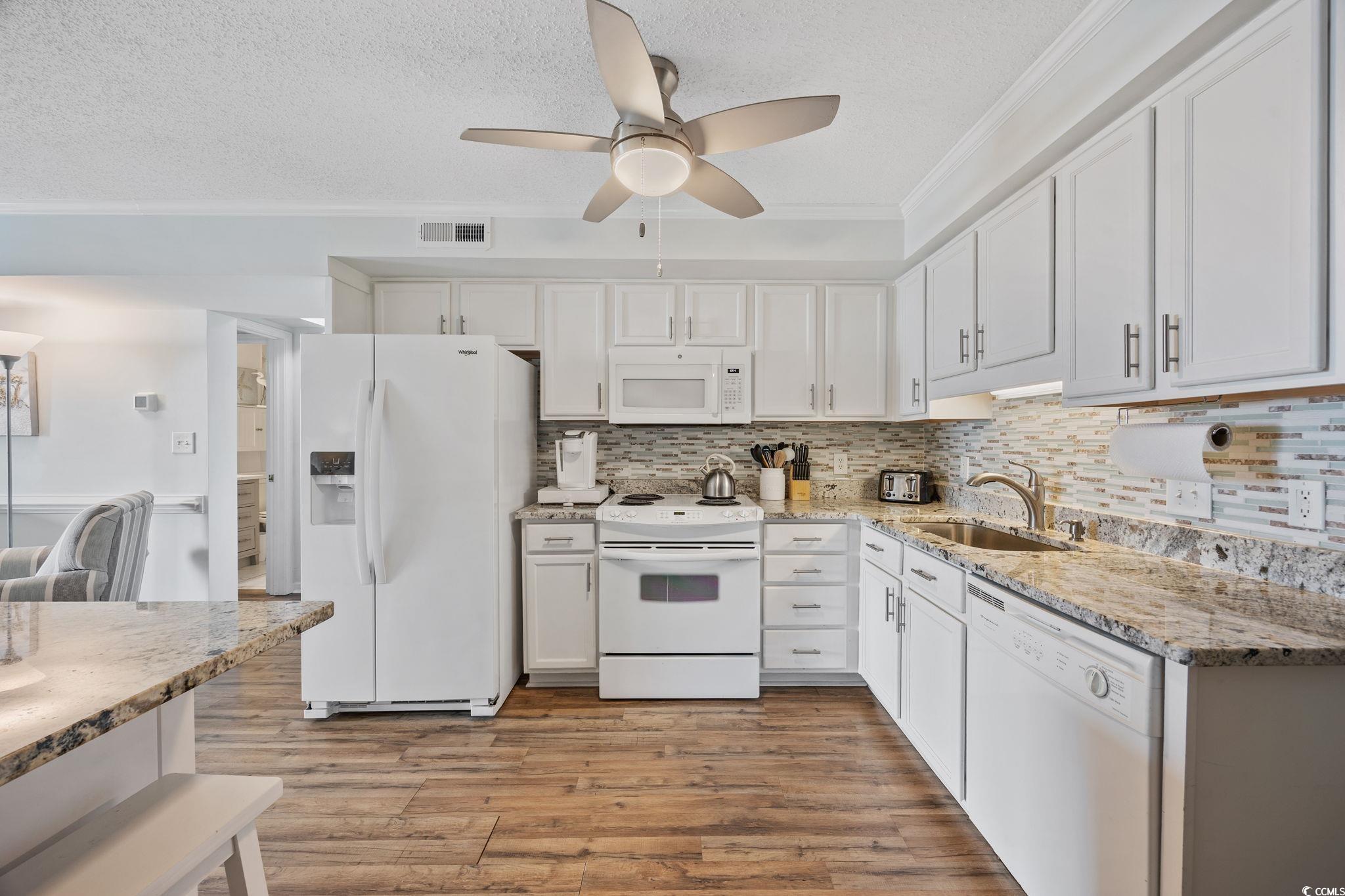 5600 Ocean Blvd. N Property Photo 12