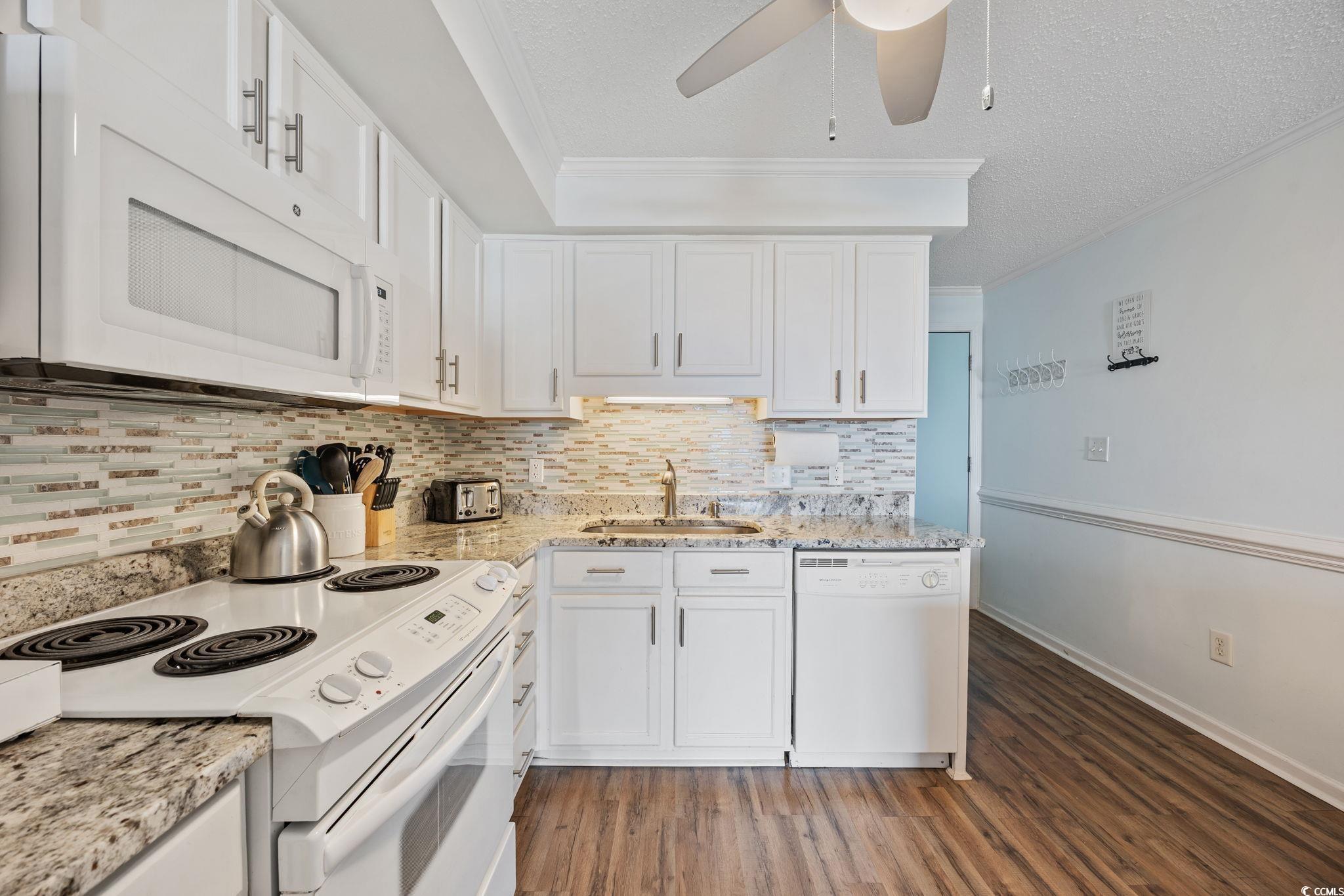 5600 Ocean Blvd. N Property Photo 14