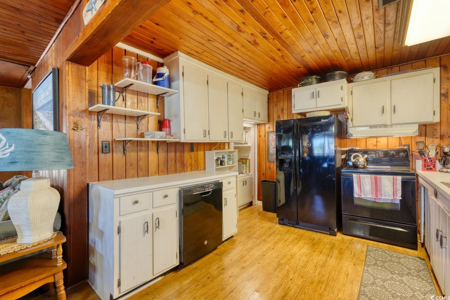 350 Underwood Dr. Property Photo 14