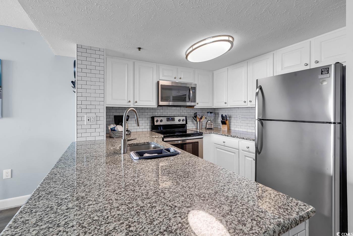 200 76th Ave. N Property Photo 12