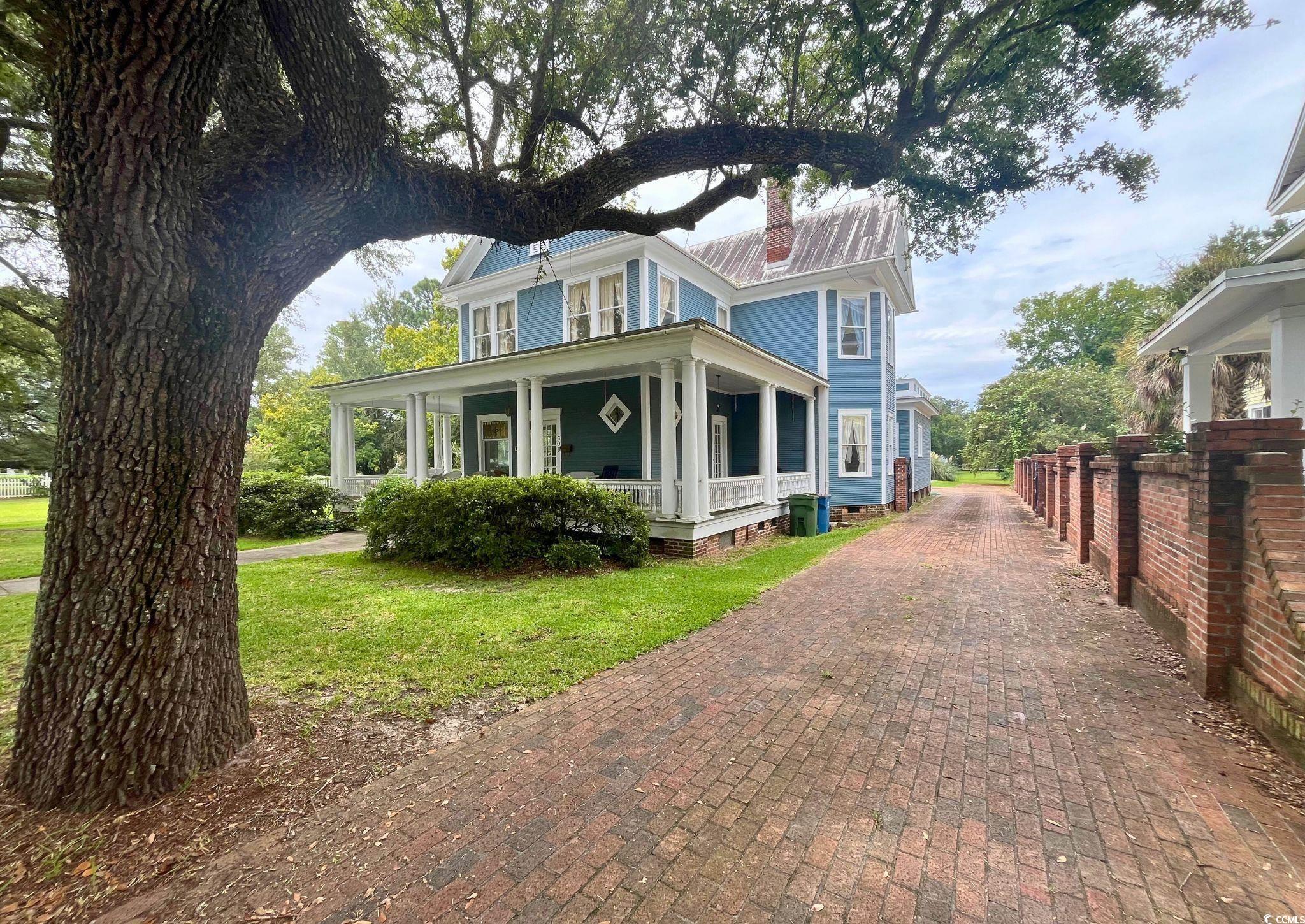 309 N Academy St. Property Photo 1