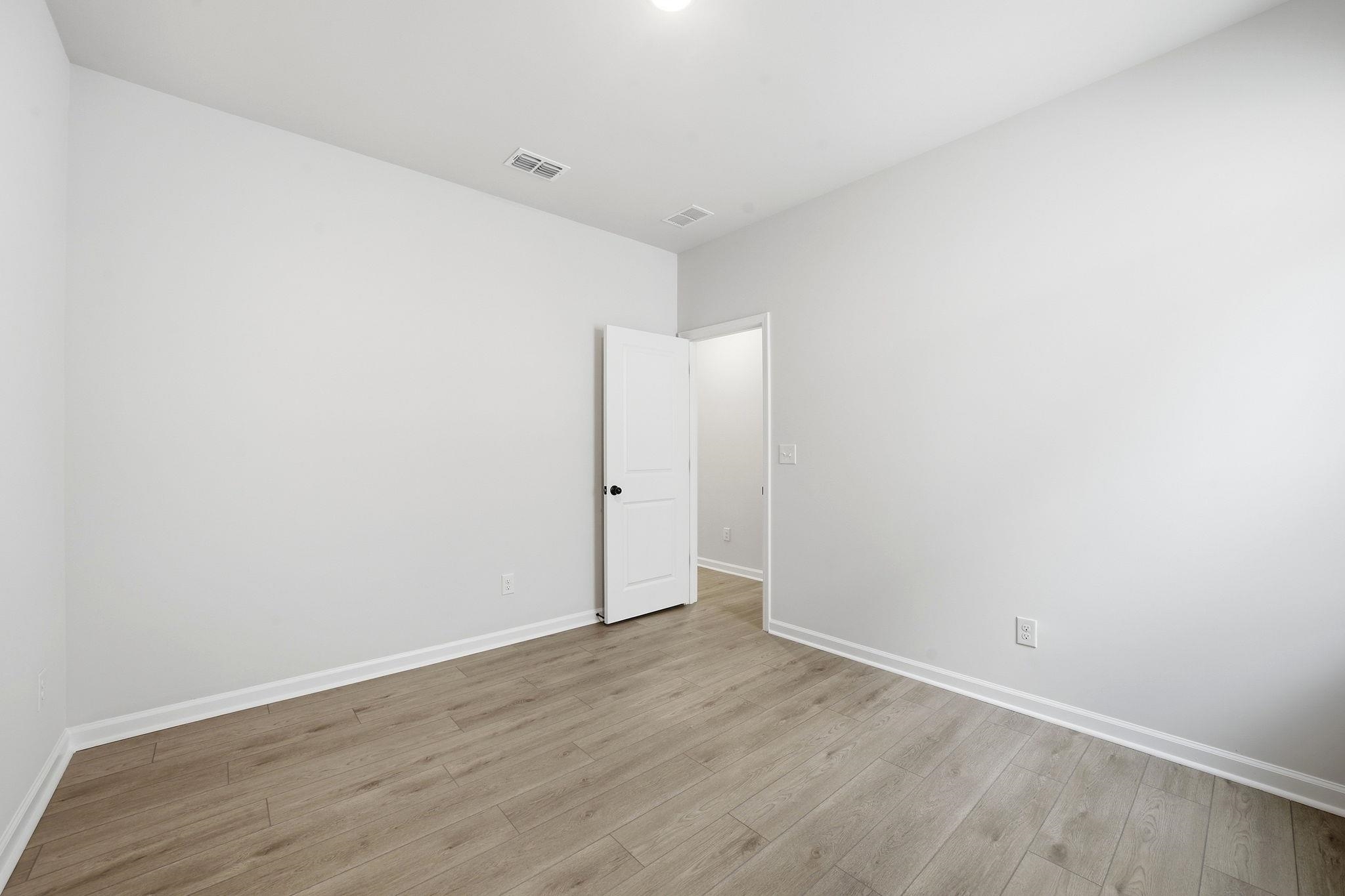 1008 Triton Ave. Property Photo 25