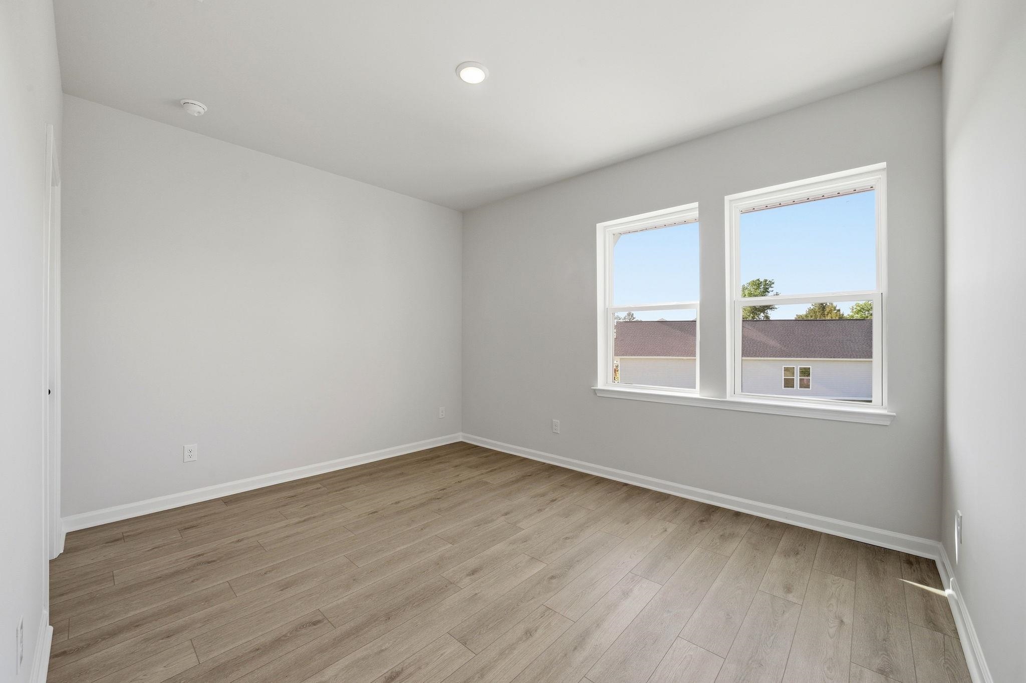 1008 Triton Ave. Property Photo 28