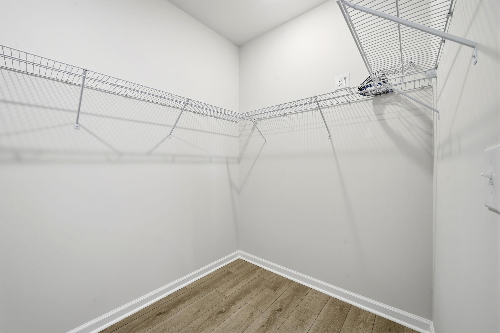 1008 Triton Ave. Property Photo 36