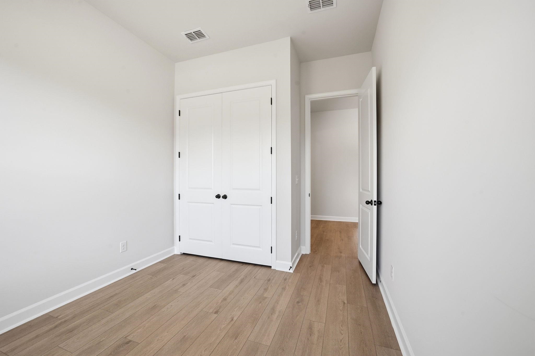 1008 Triton Ave. Property Photo 39