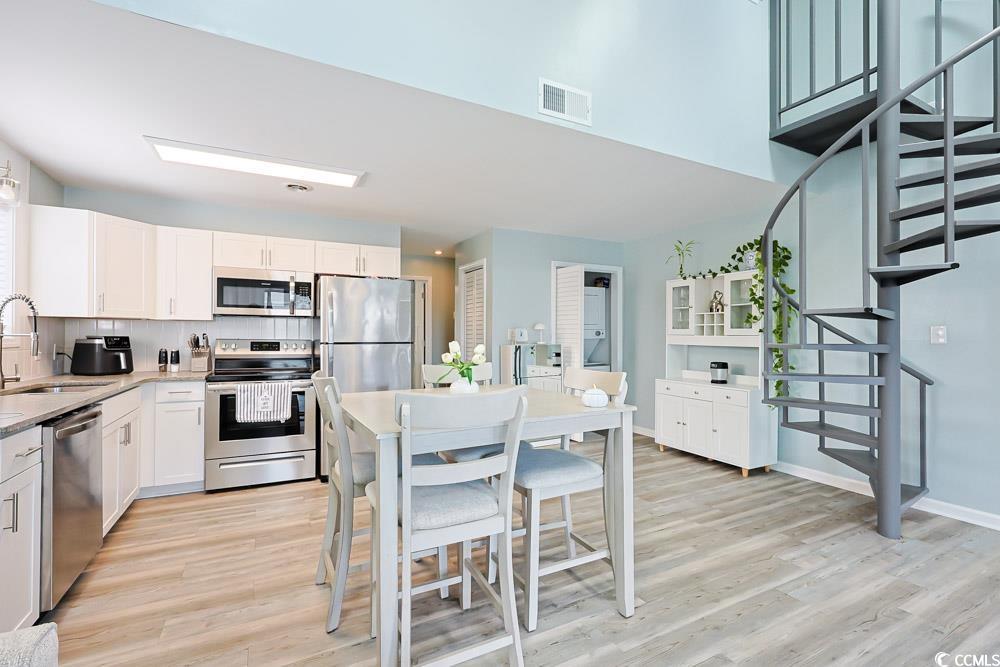 3700 Golf Colony Lane Property Photo 9