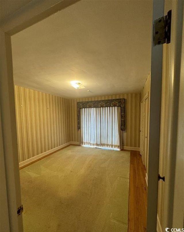 1600 Maple Dr. Property Photo 9