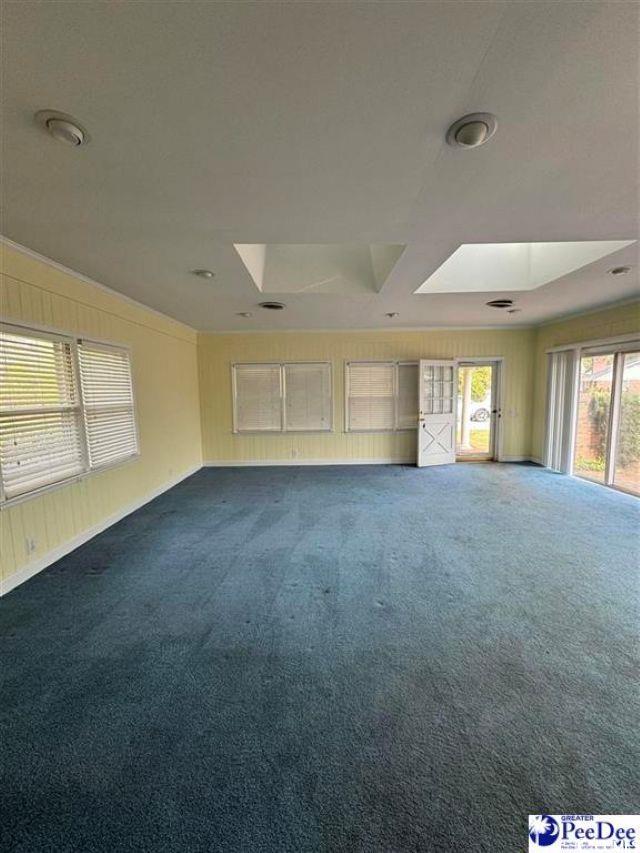 1600 Maple Dr. Property Photo 15