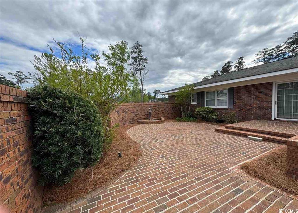 1600 Maple Dr. Property Photo 16