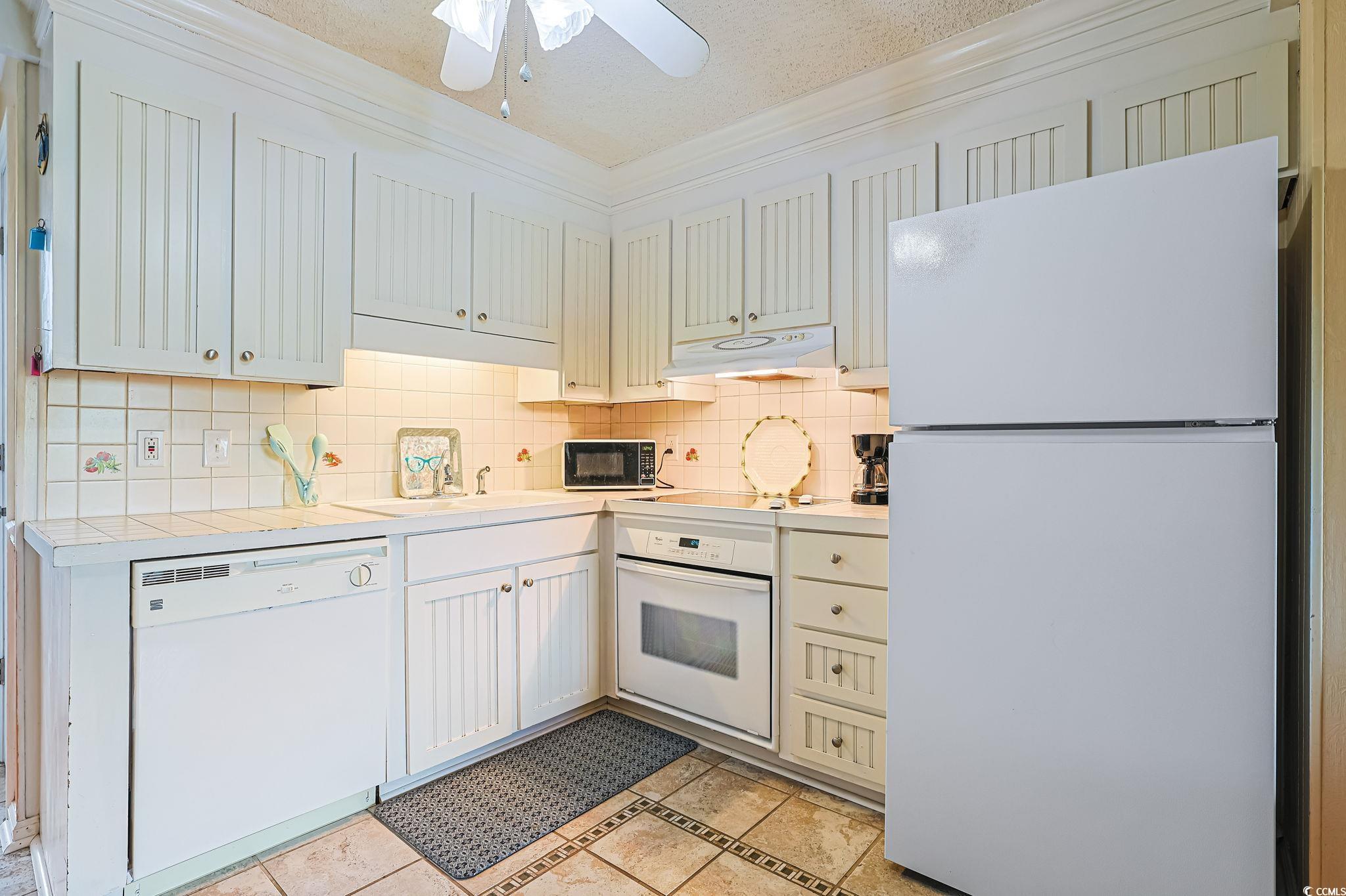 1919 Spring St. Property Photo 6