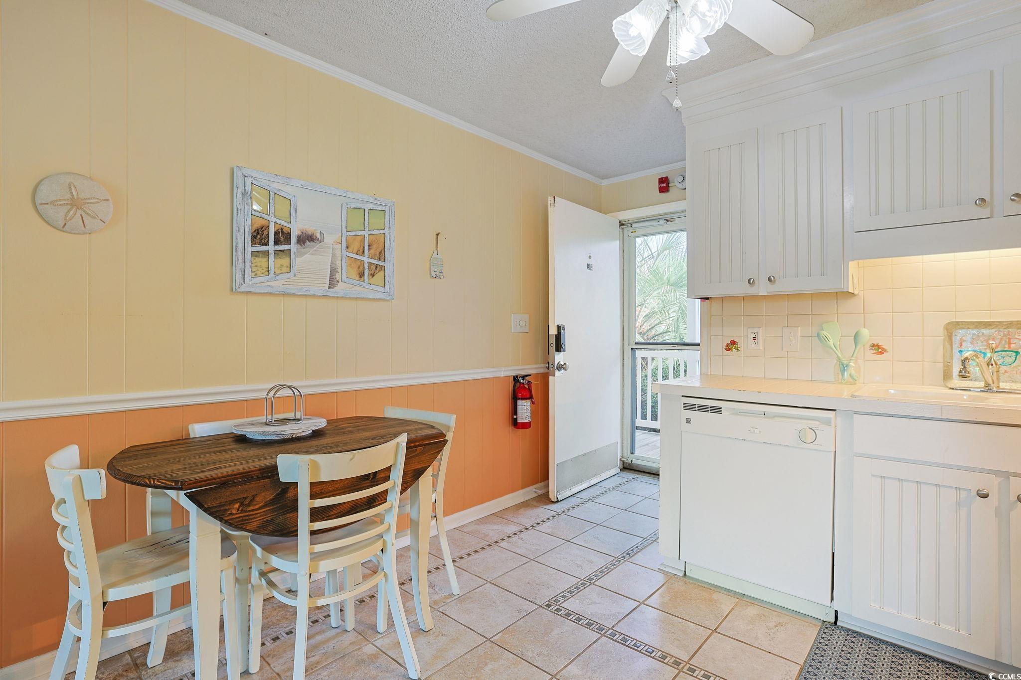 1919 Spring St. Property Photo 7