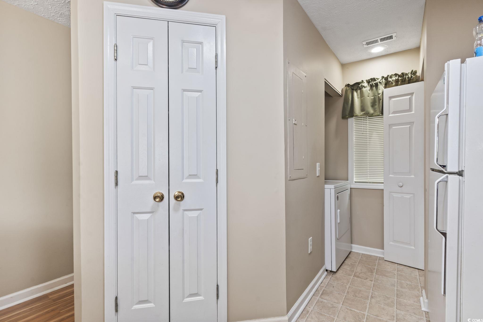 553 White River Dr. Property Photo 13