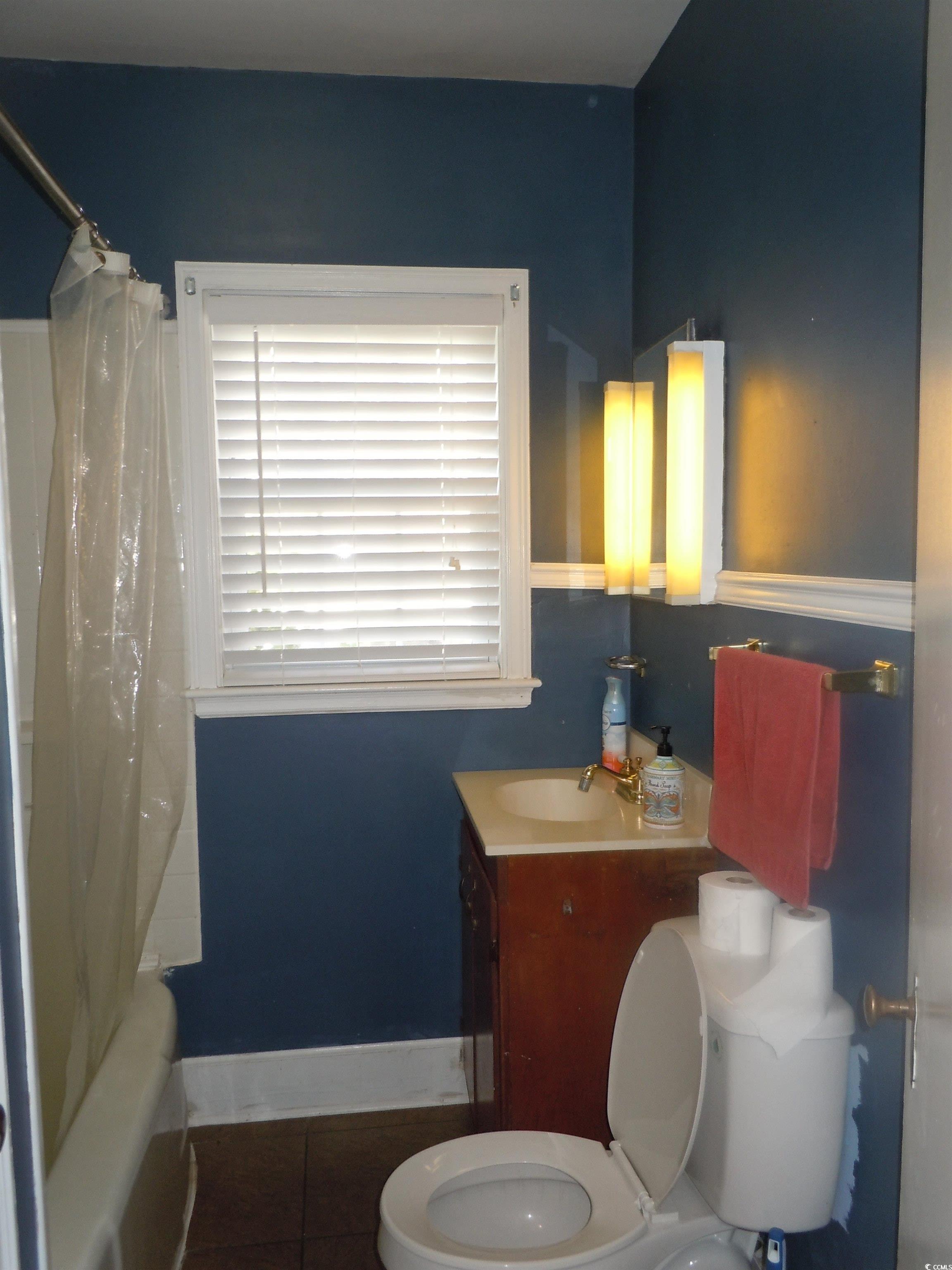 110 E Bell St. Property Photo 14