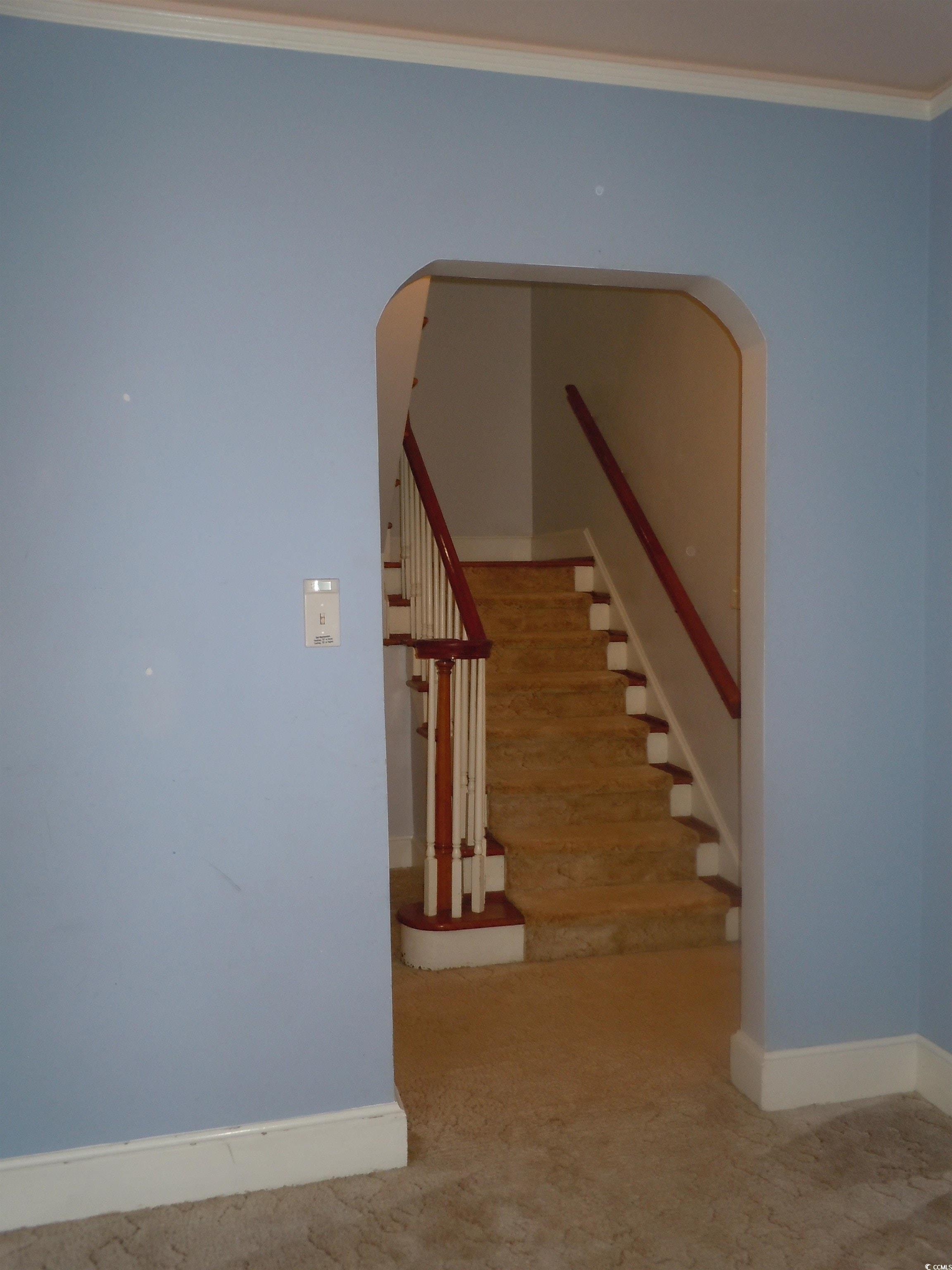 110 E Bell St. Property Photo 16