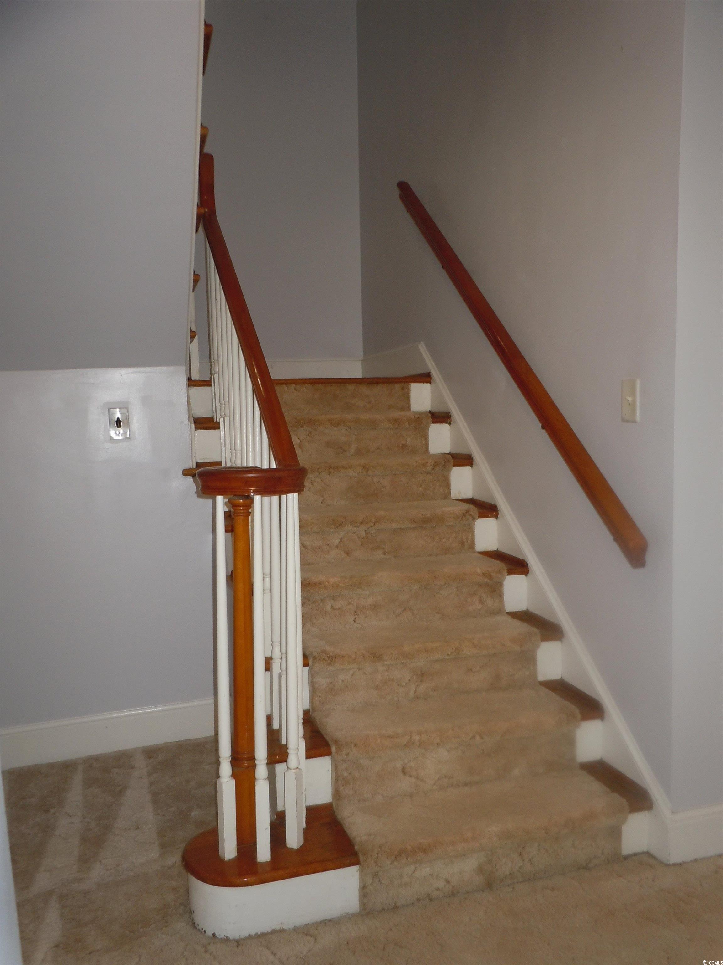 110 E Bell St. Property Photo 17