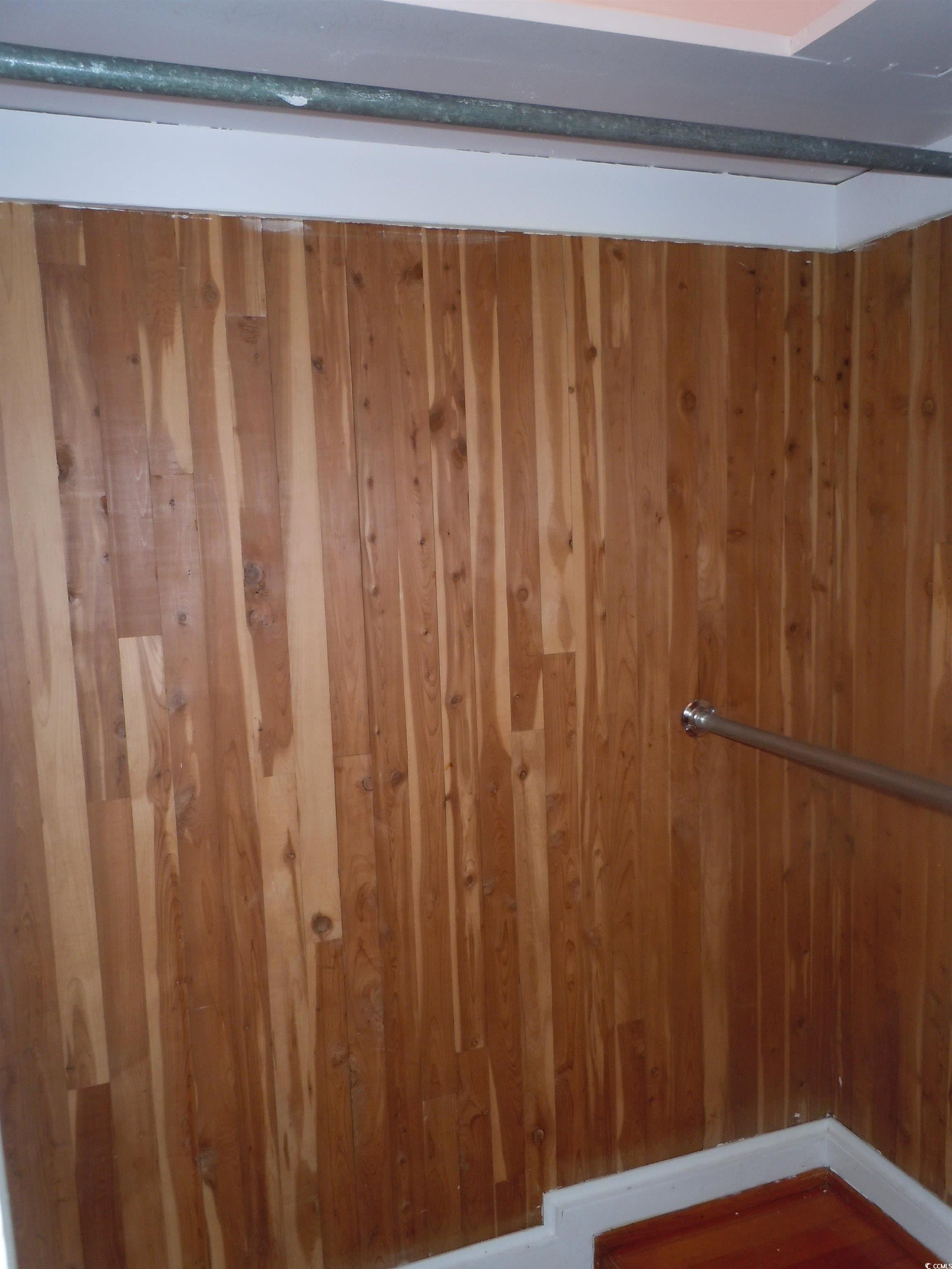 110 E Bell St. Property Photo 24