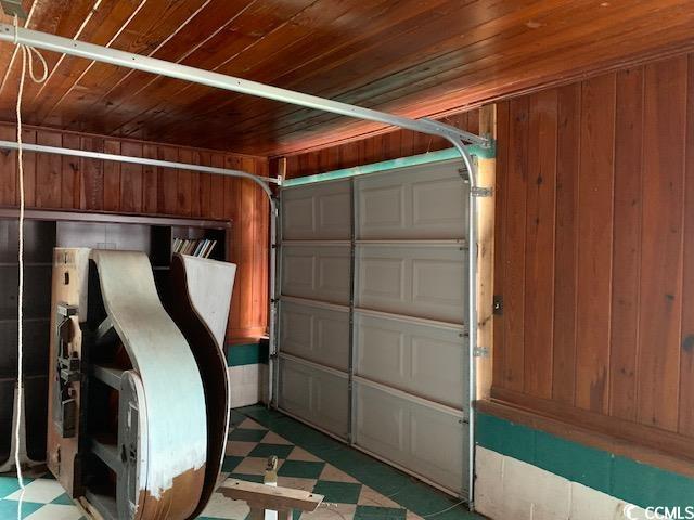 110 E Bell St. Property Photo 33