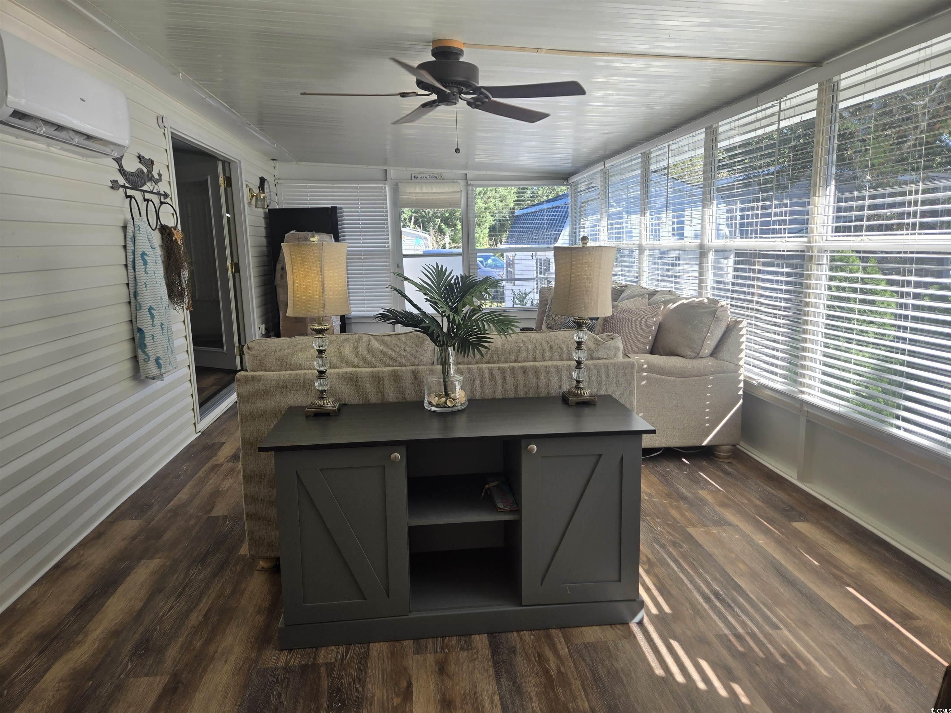 359 Lagoon Circle Property Photo 15