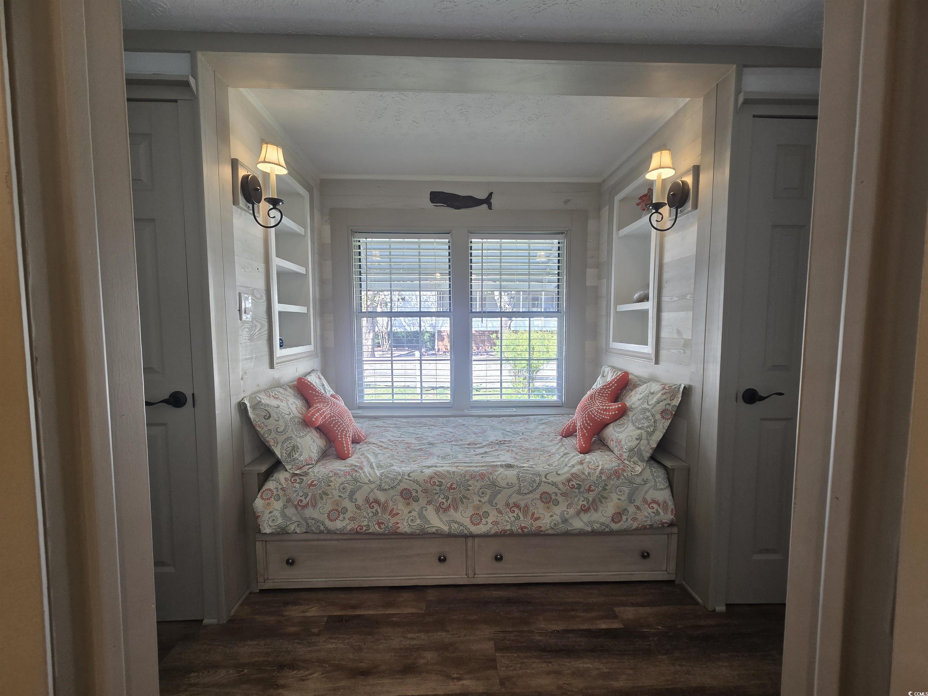 359 Lagoon Circle Property Photo 28