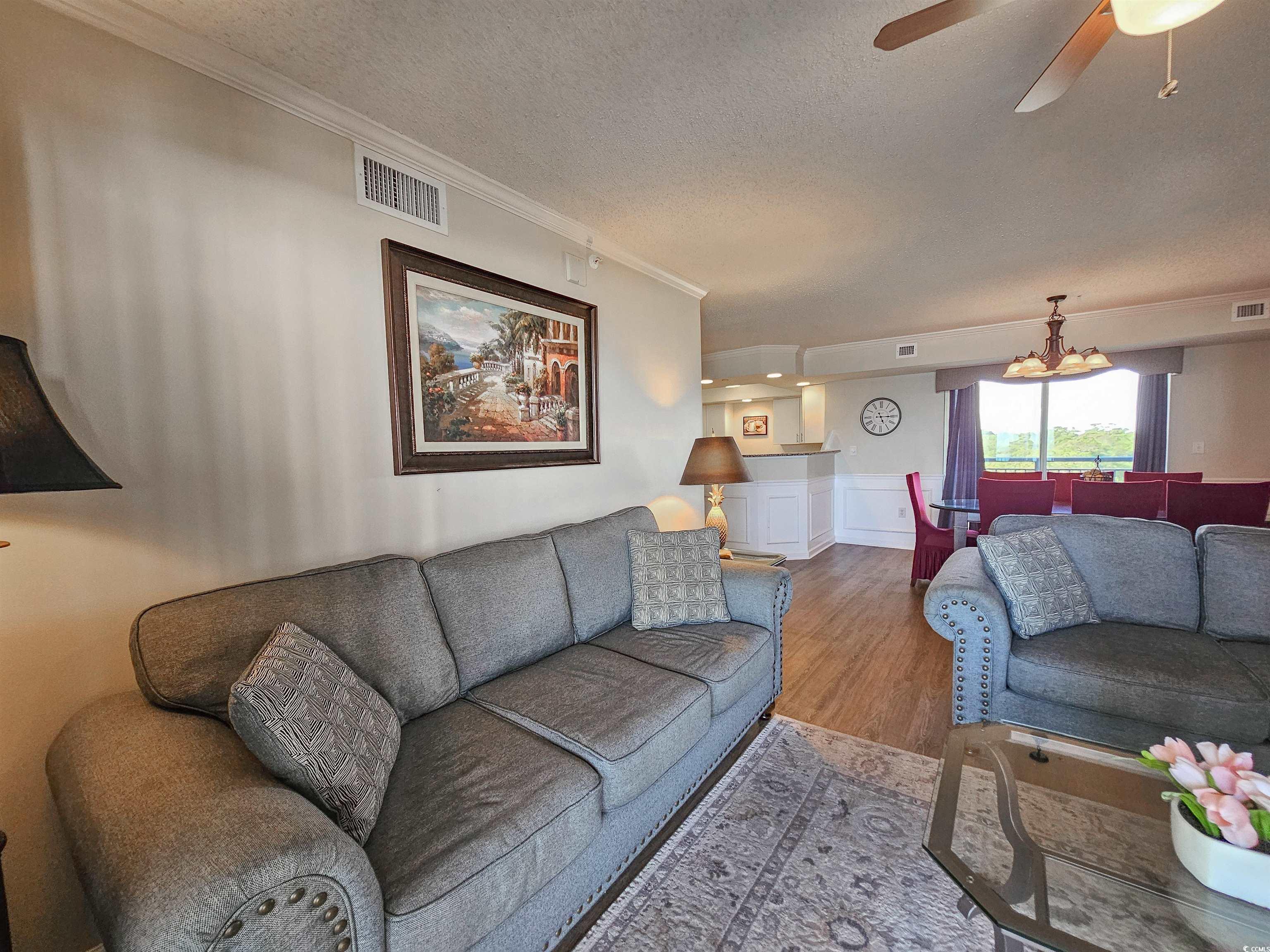 8560 Queensway Blvd. Property Photo 6