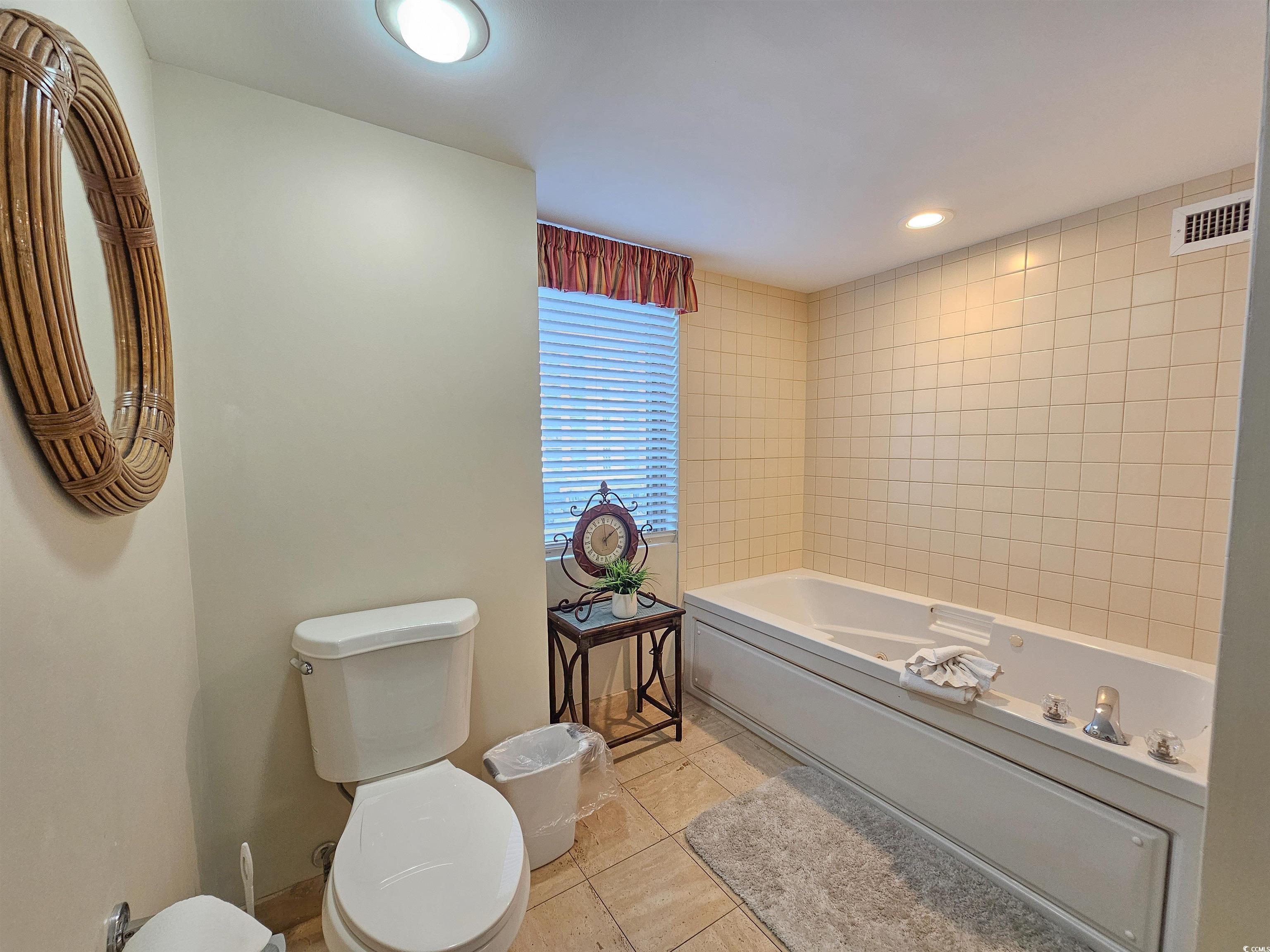 8560 Queensway Blvd. Property Photo 20