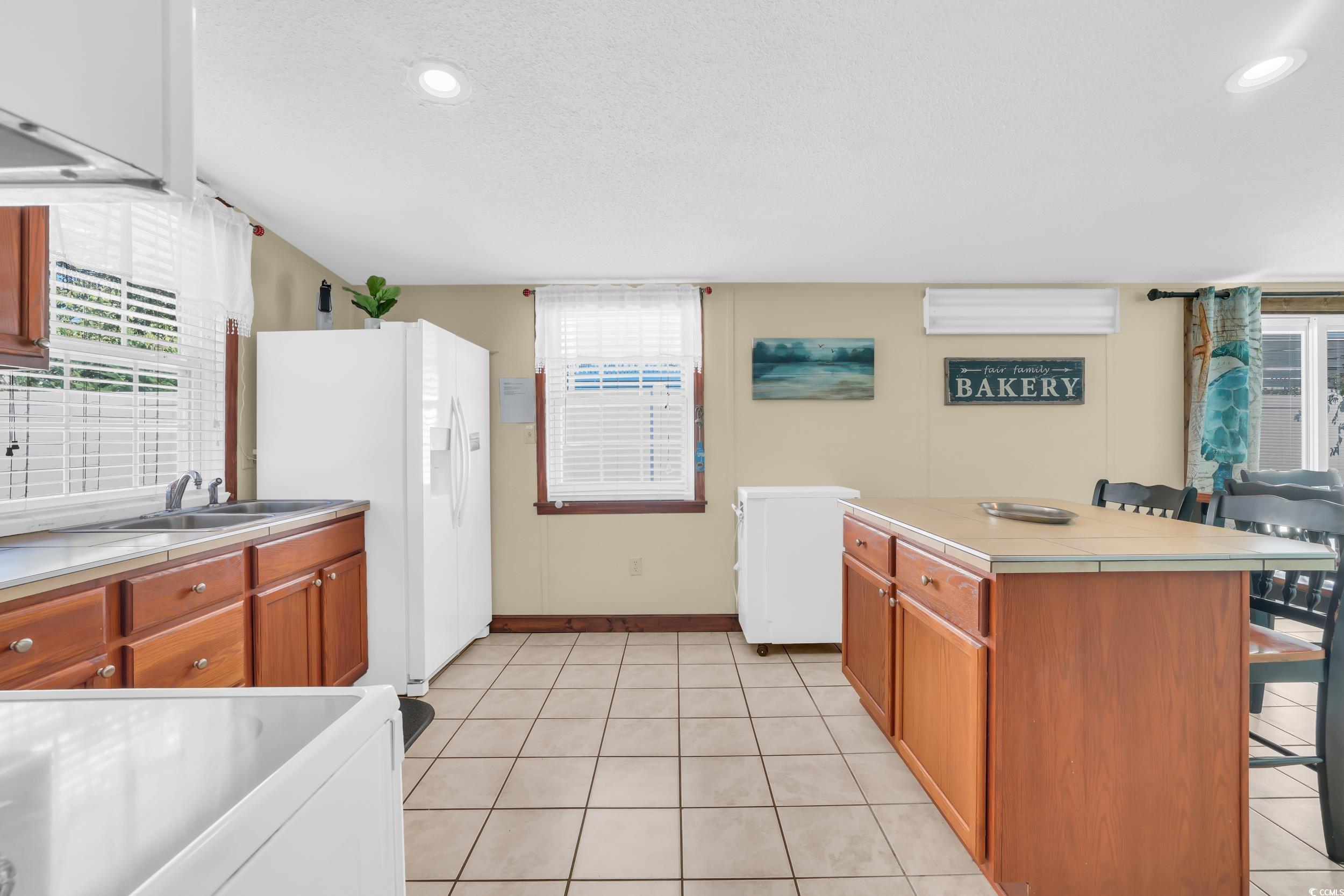 1902 Edge Dr. Property Photo 8