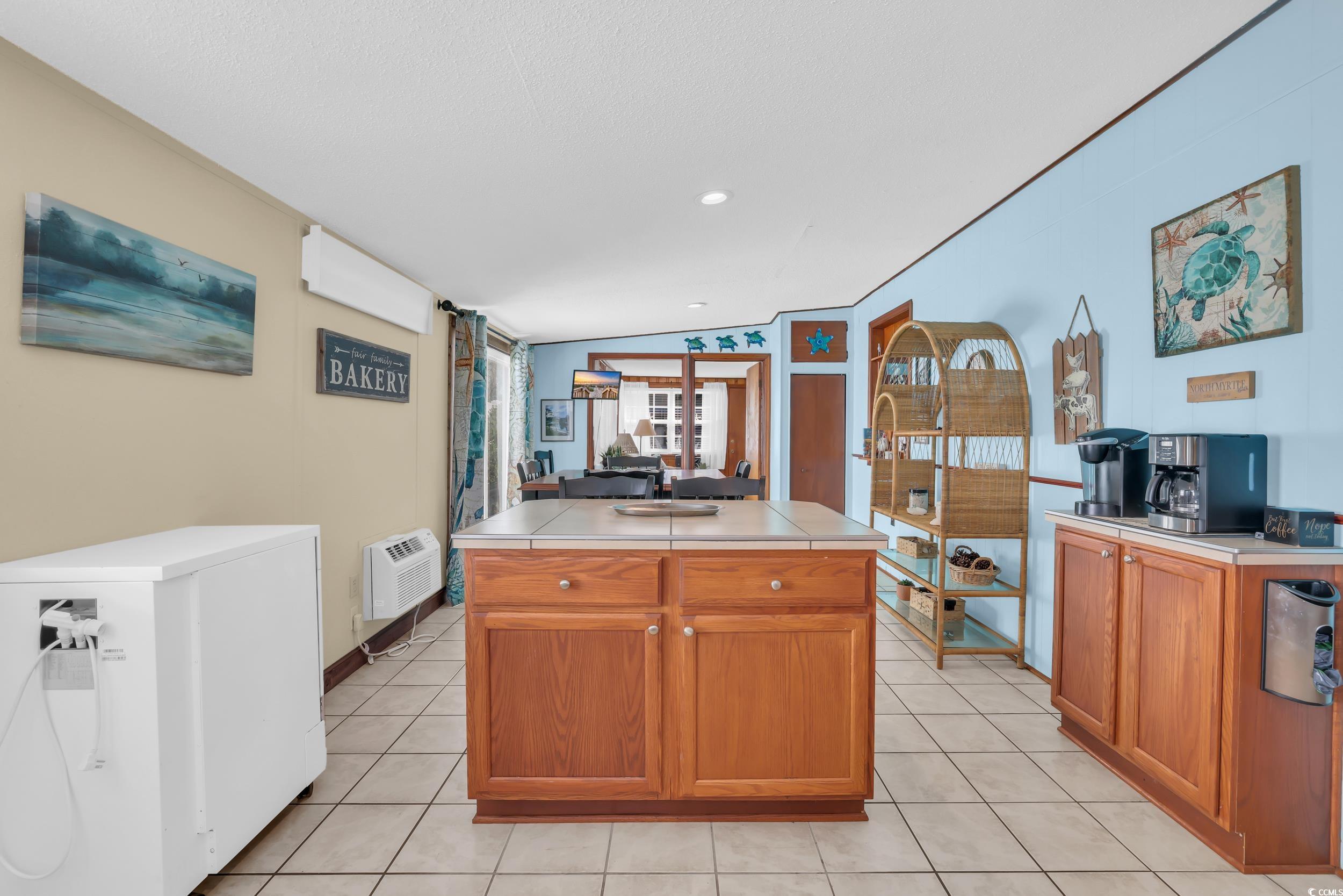 1902 Edge Dr. Property Photo 9