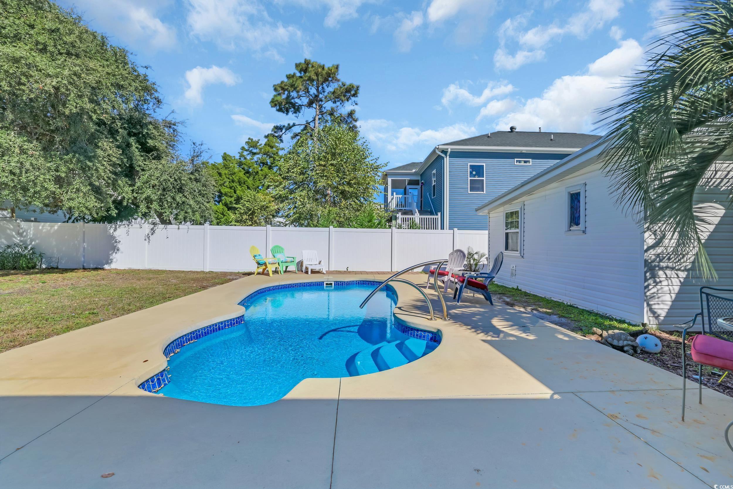 1902 Edge Dr. Property Photo 27