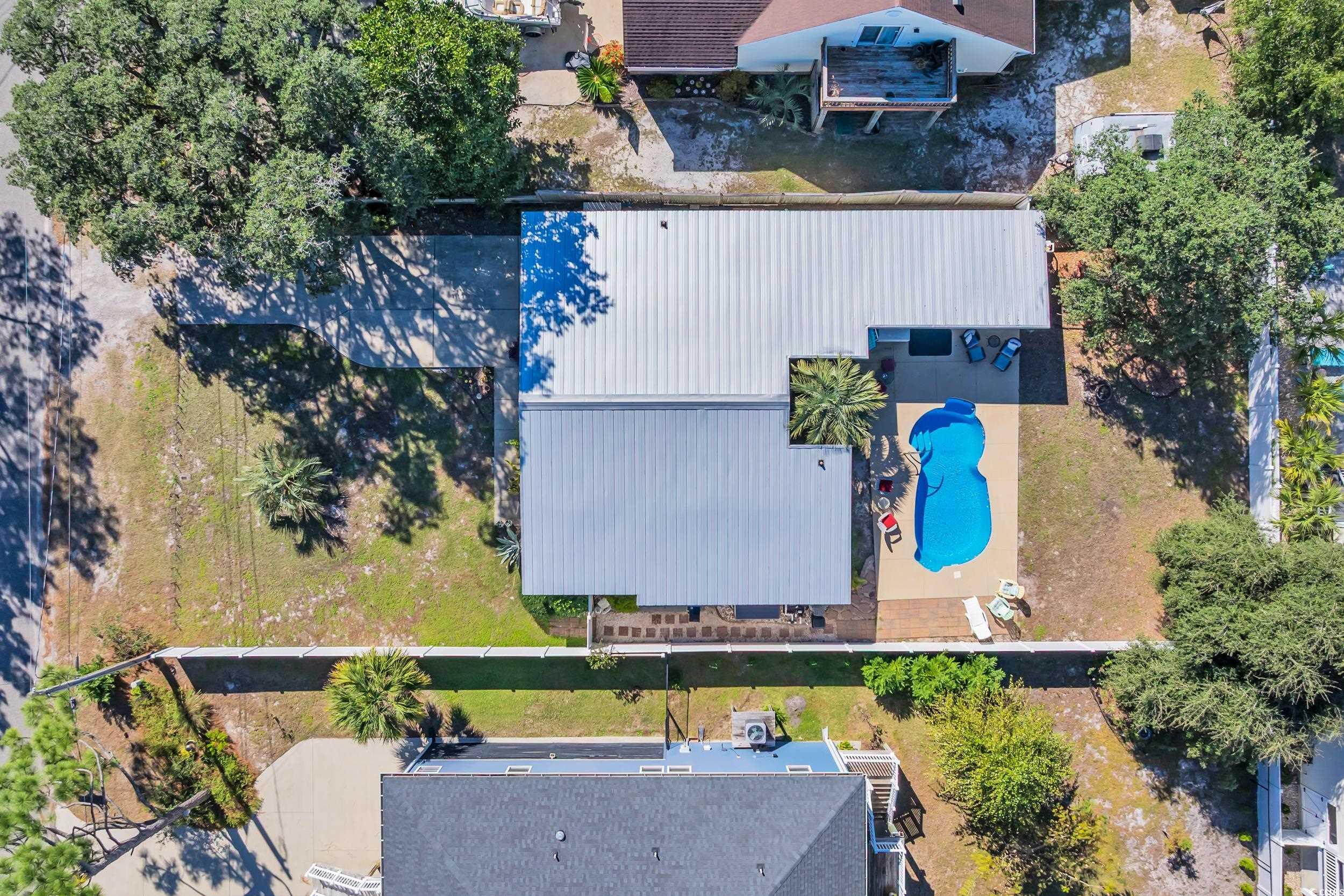 1902 Edge Dr. Property Photo 34
