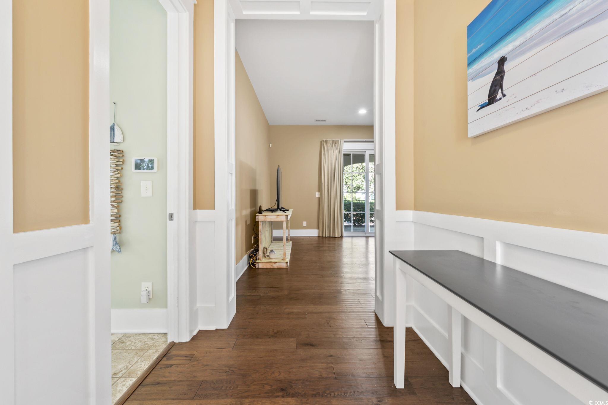 494 Banyan Place Property Photo 4