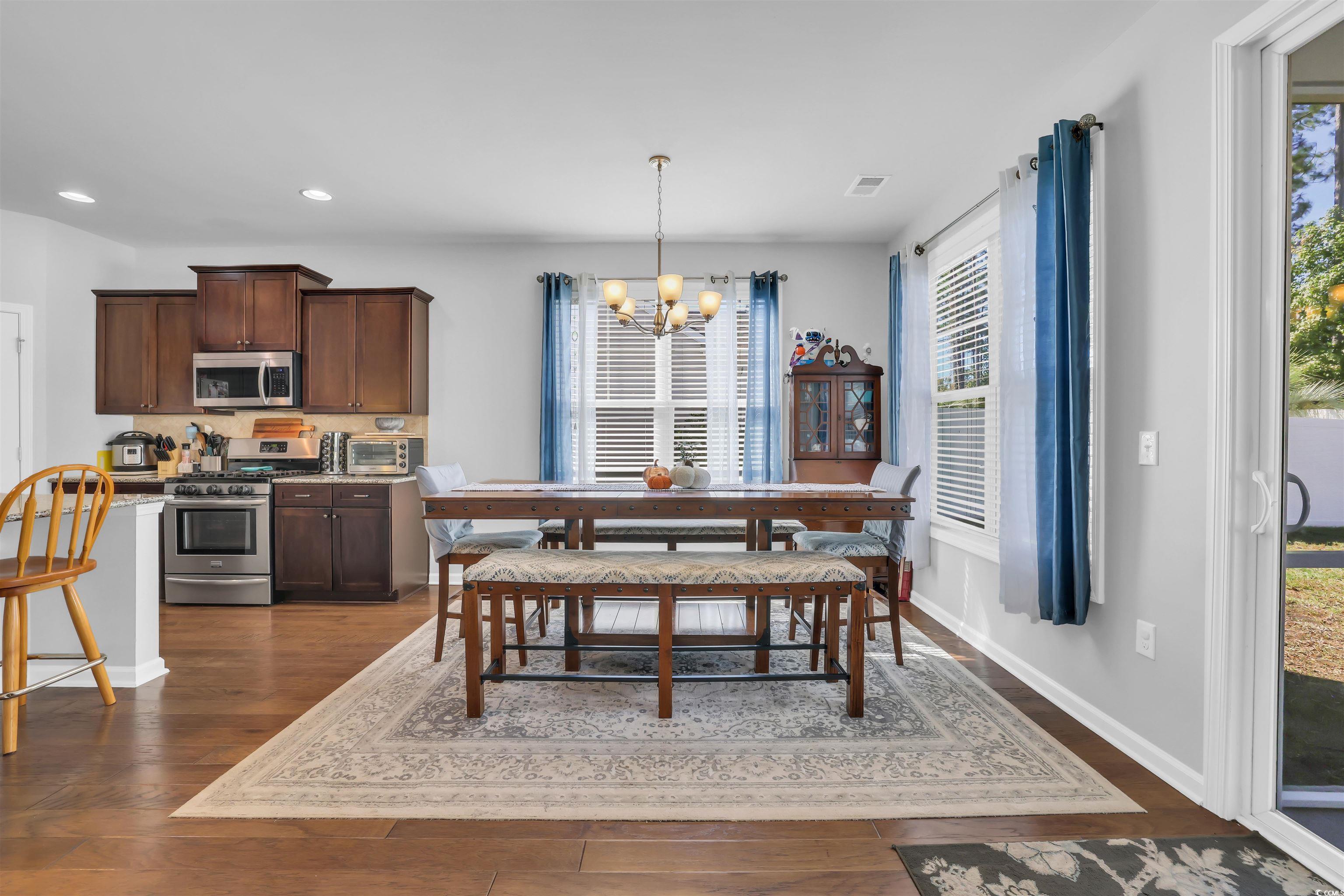 320 Firenze Loop Property Photo 8
