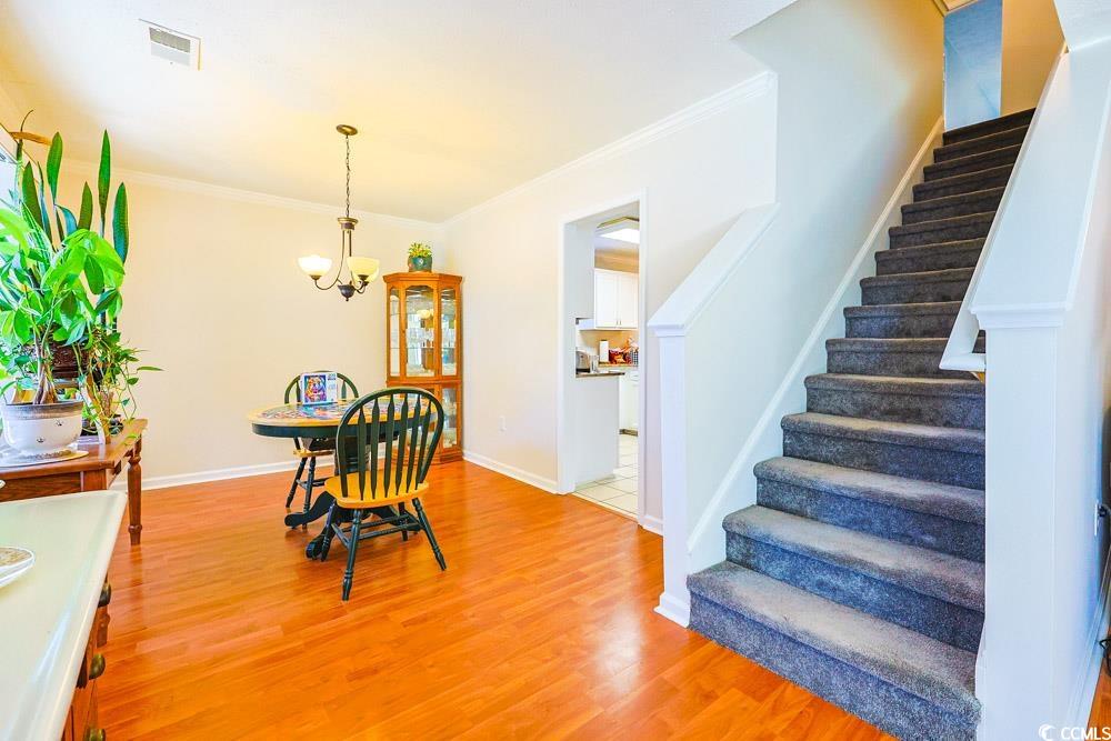 2033 Chadbury Ln. Property Photo 12