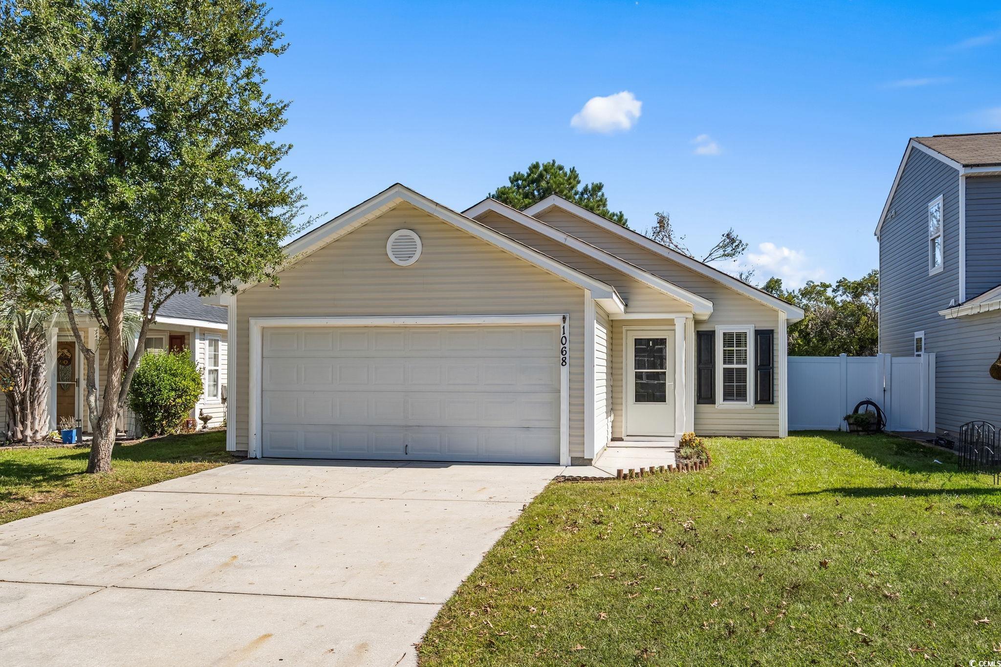 1068 Stoney Falls Property Photo 1