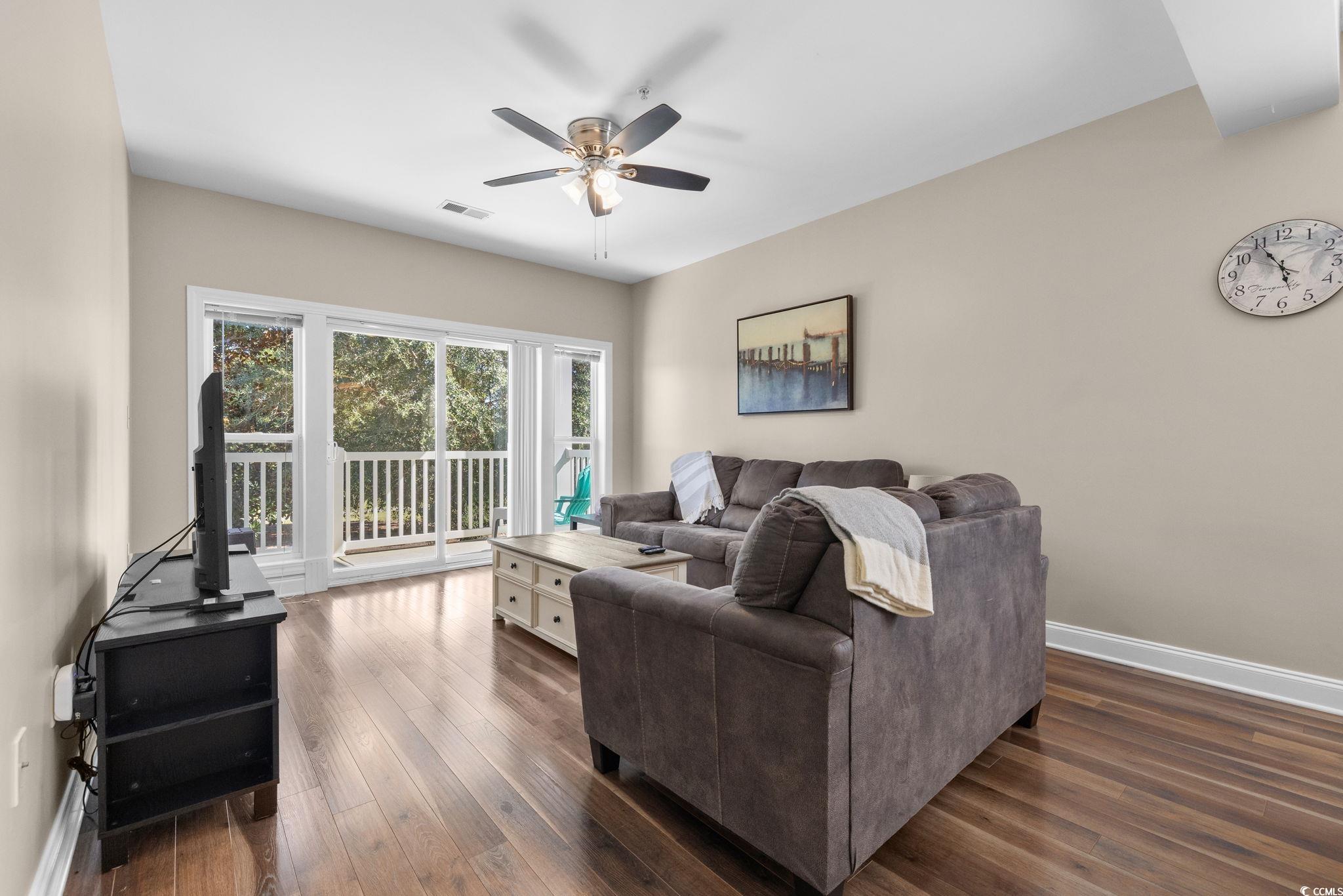 1033 World Tour Blvd. Property Photo 4
